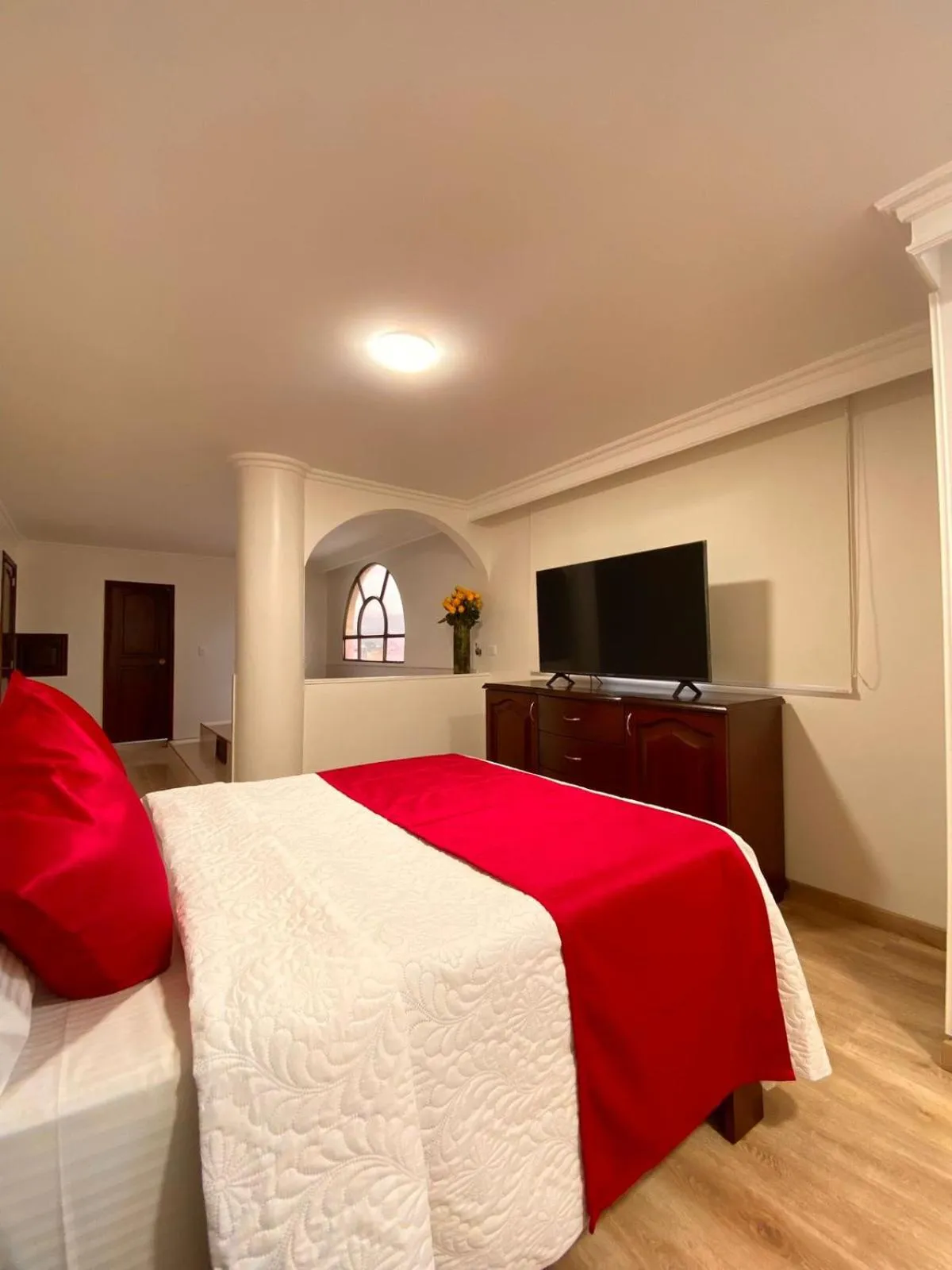 Communal lounge/ TV room, Bed in Hotel Fontibon