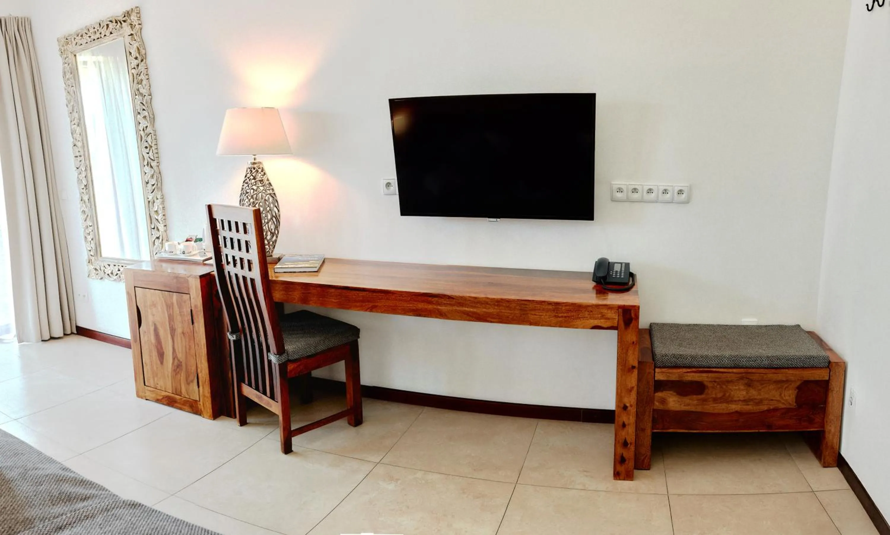 TV and multimedia in M Club Hotel | Lubie Resort