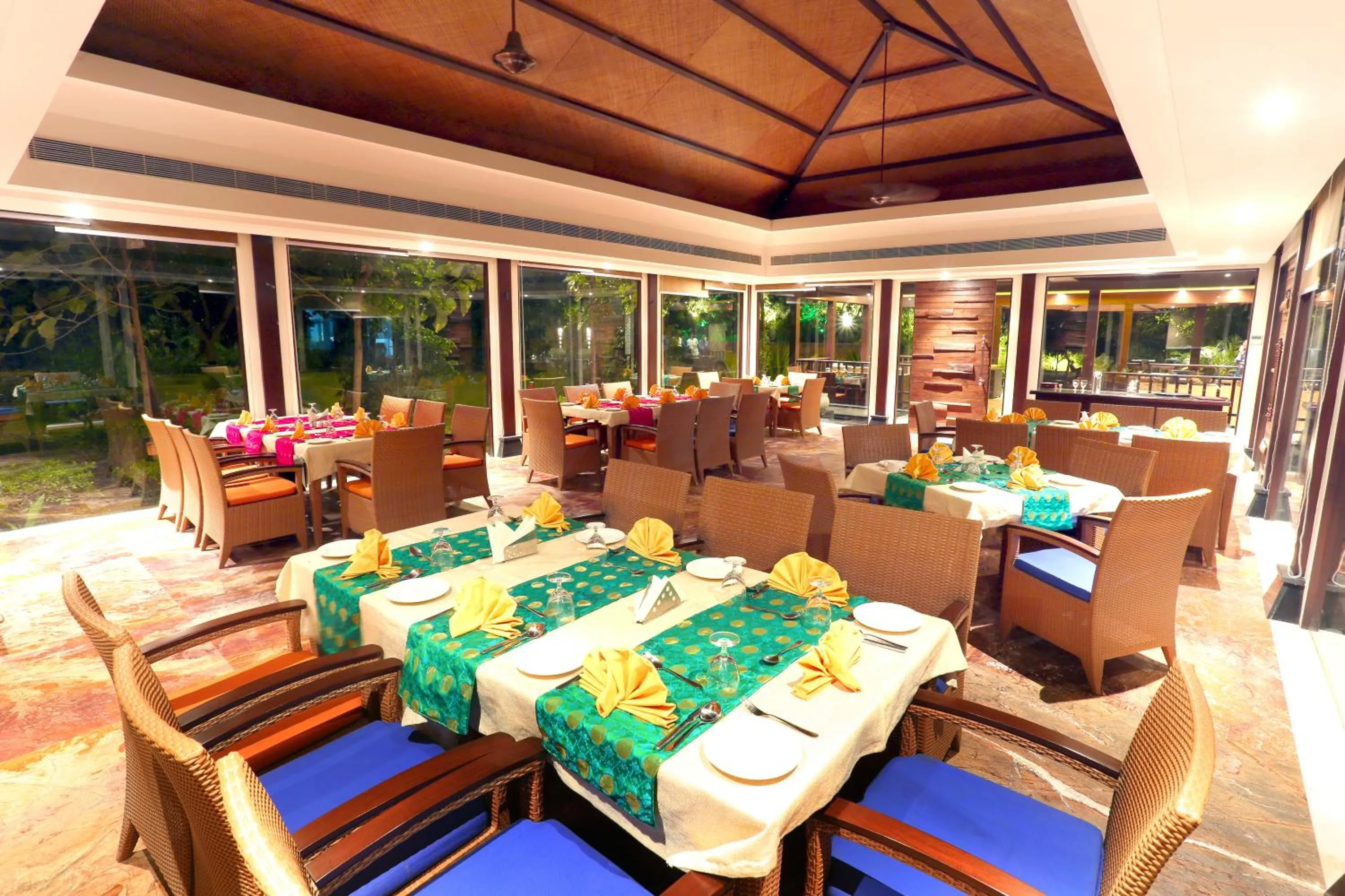 Restaurant/places to eat in Ramya Resort & Spa