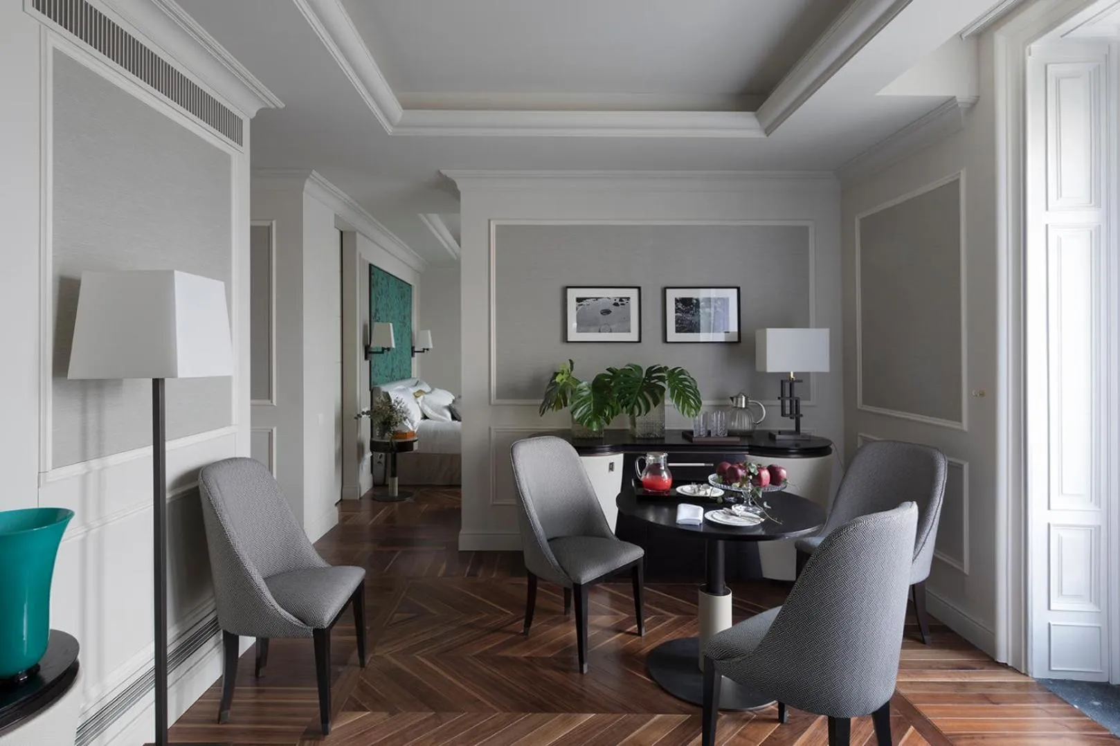 Photo of the whole room, Dining Area in Vista Palazzo - Small Luxury Hotels of the World