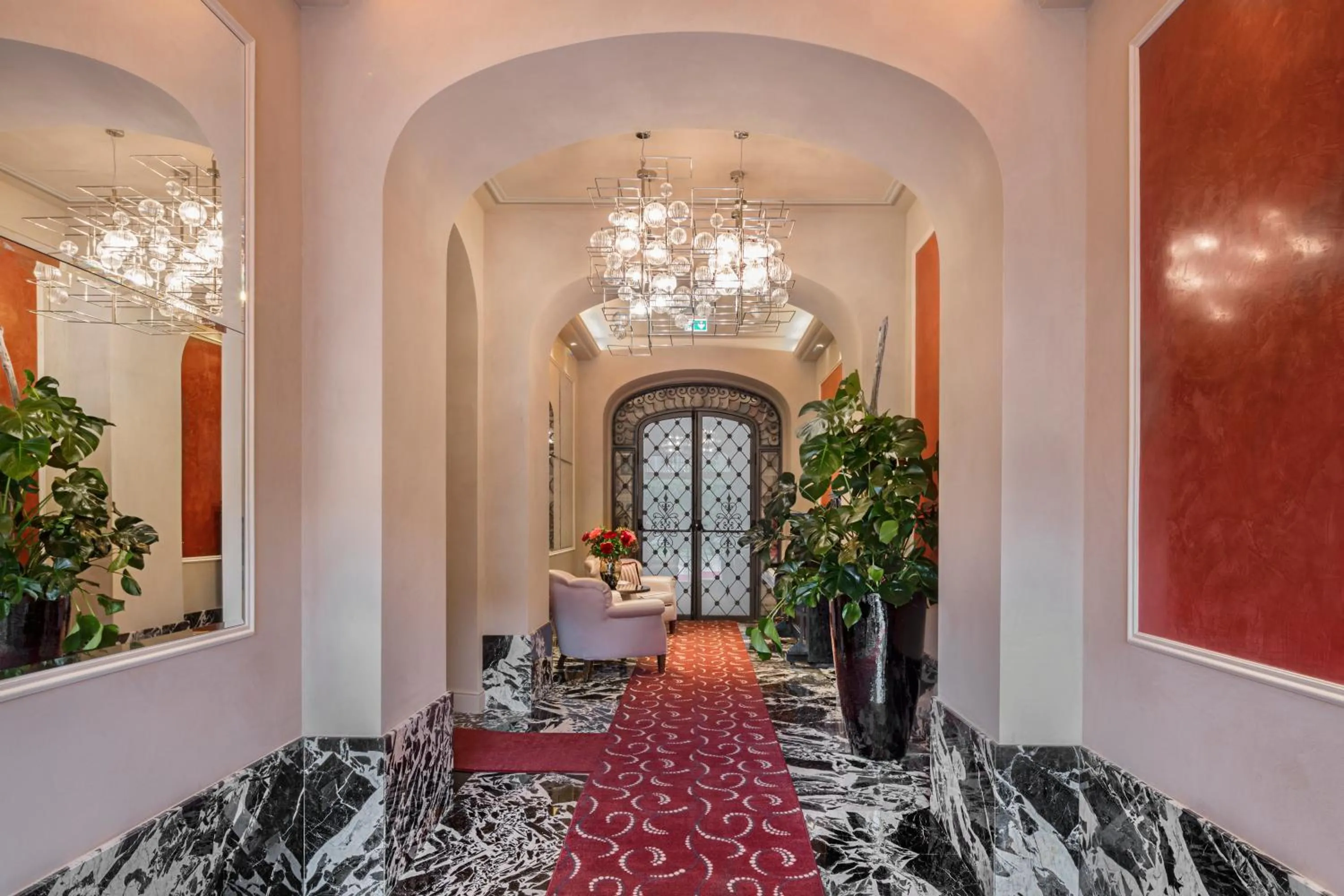 Lobby or reception in VISTA Lago di Como