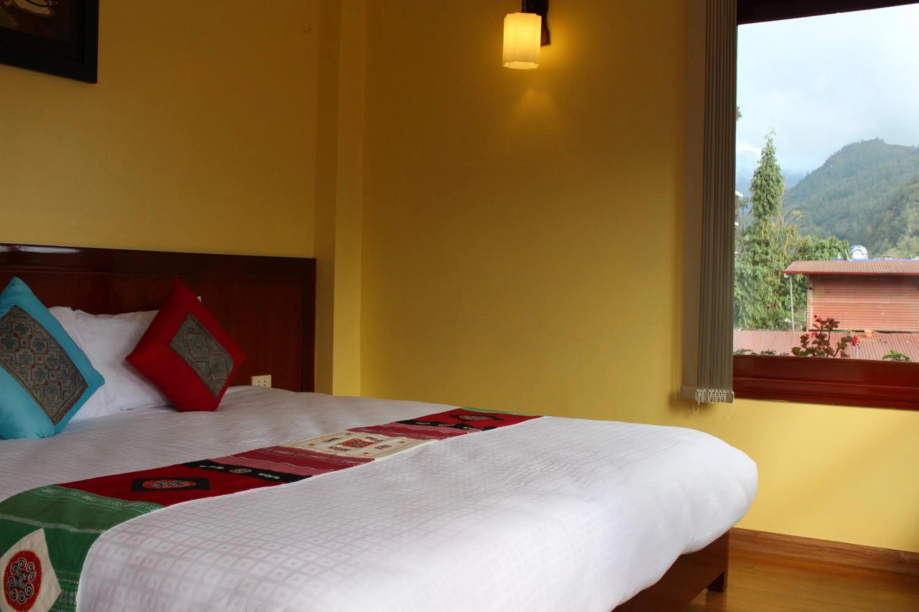 Mountain view, Bed in Anise Sapa Hotel