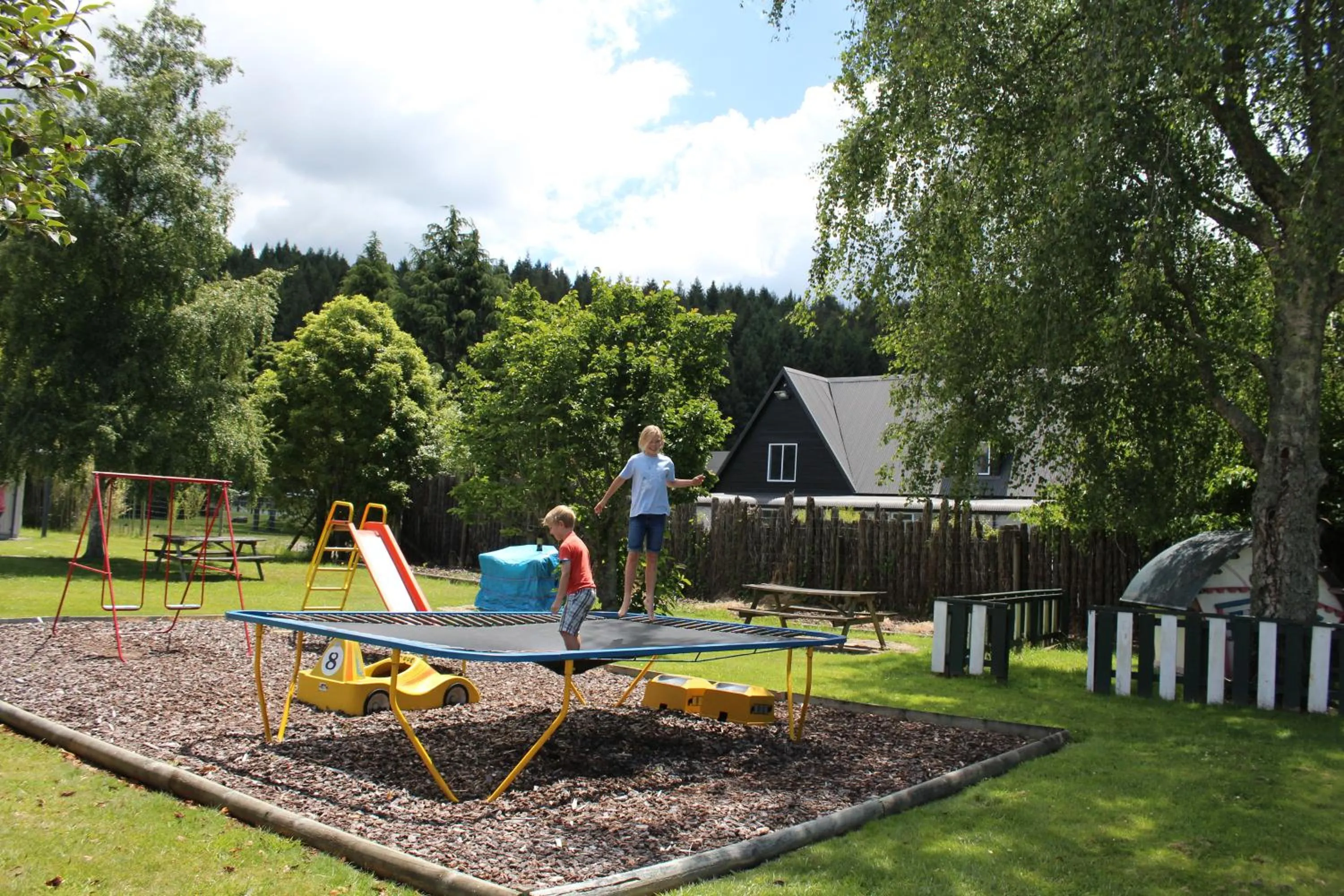 Day in Fairy Springs Motel