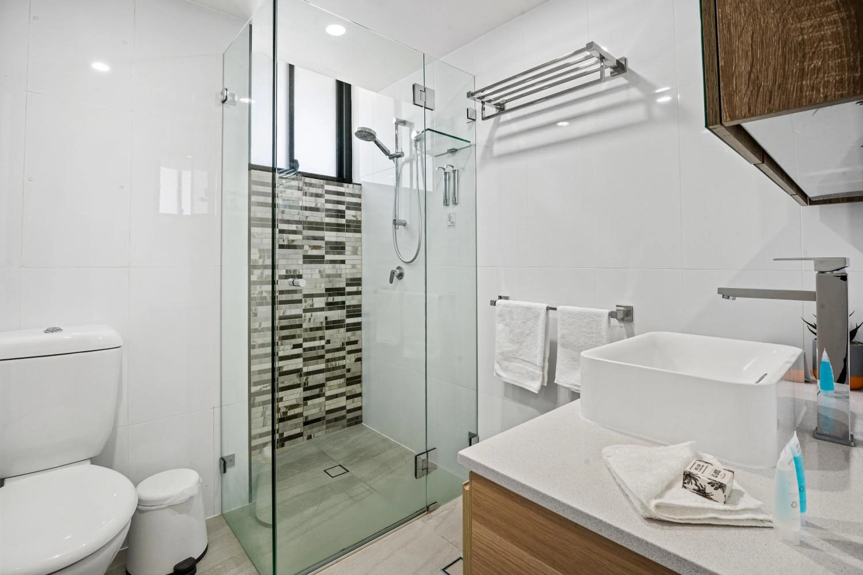 Capricorn One Beachside Holiday Apartments - Official