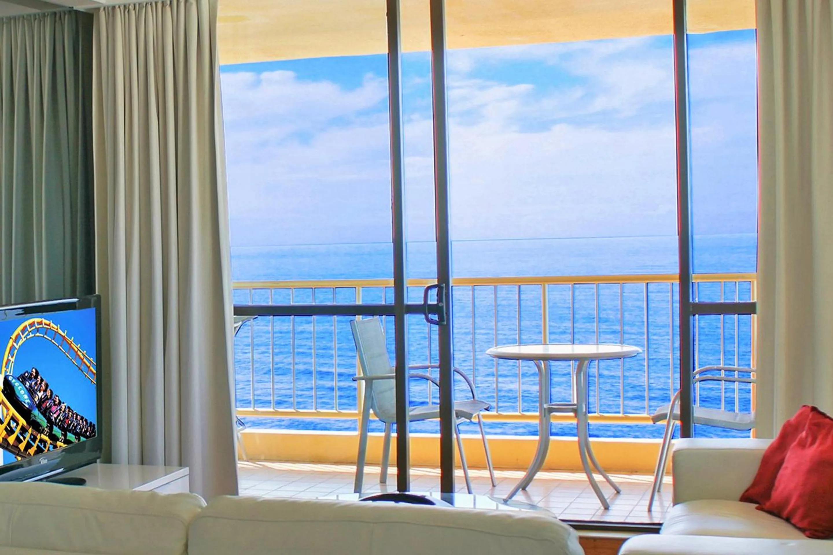 Sea view in Capricorn One Beachside Holiday Apartments - Official