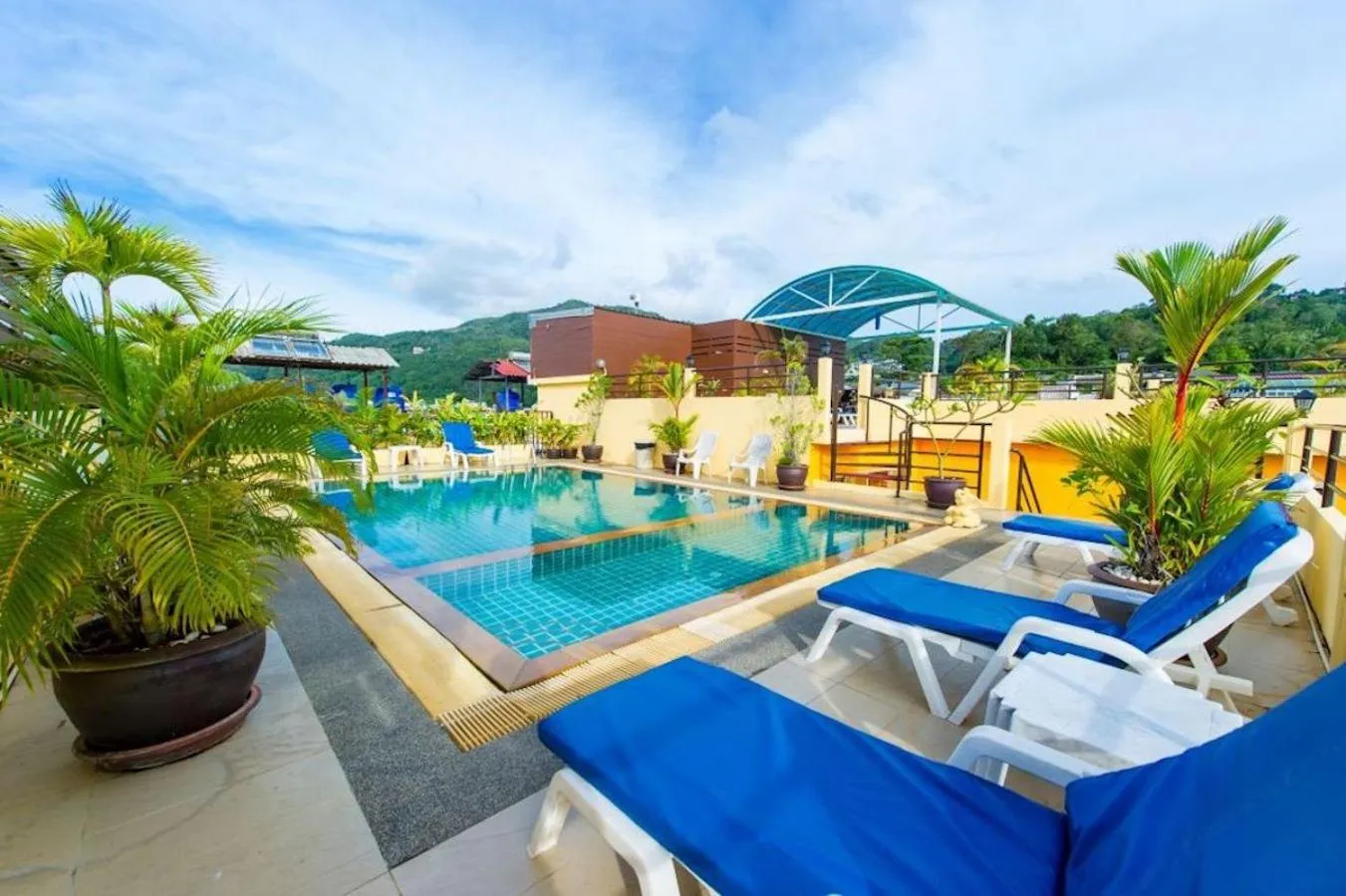 Swimming pool in Thai Siam