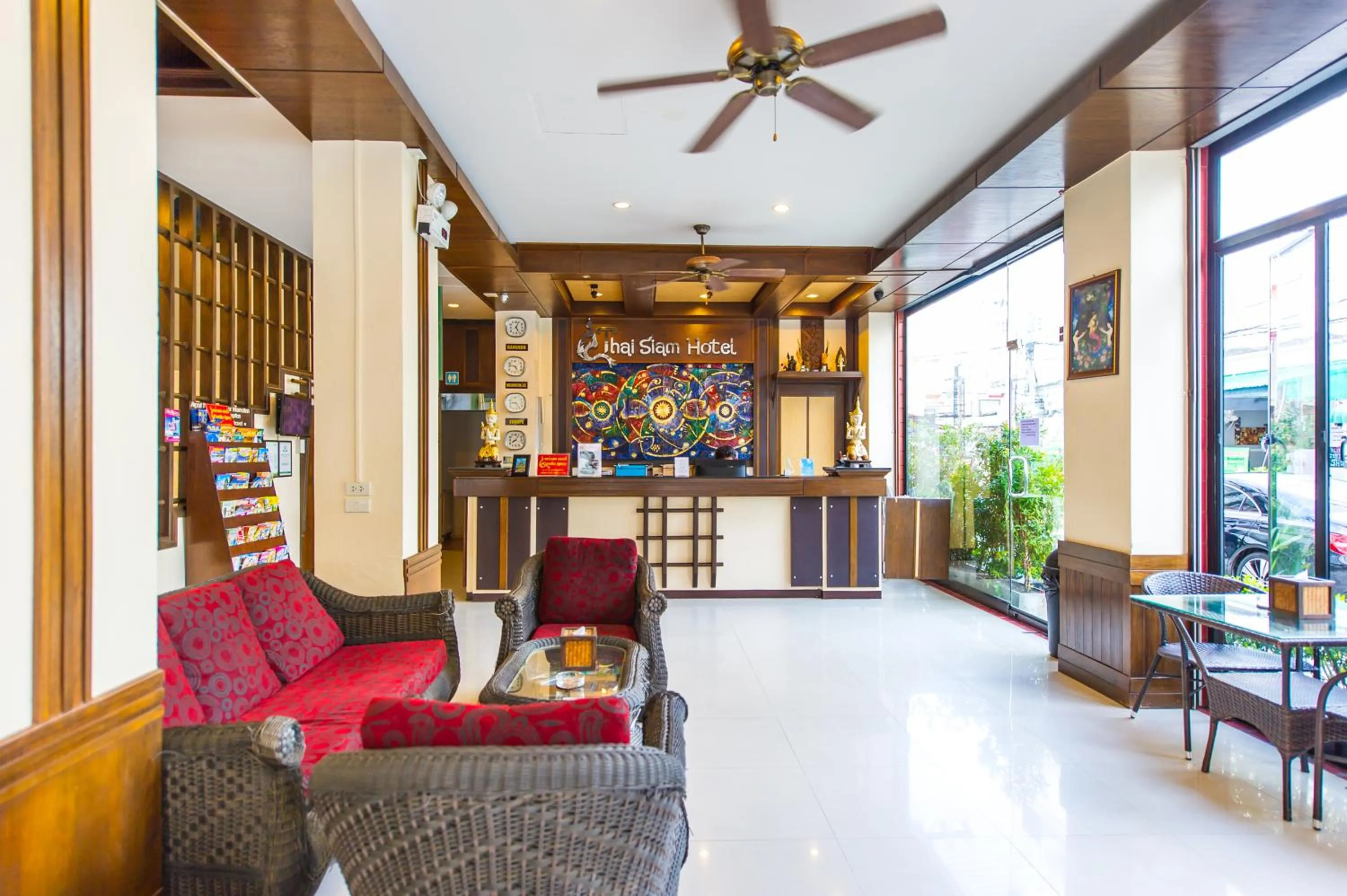 Communal lounge/ TV room in Thai Siam