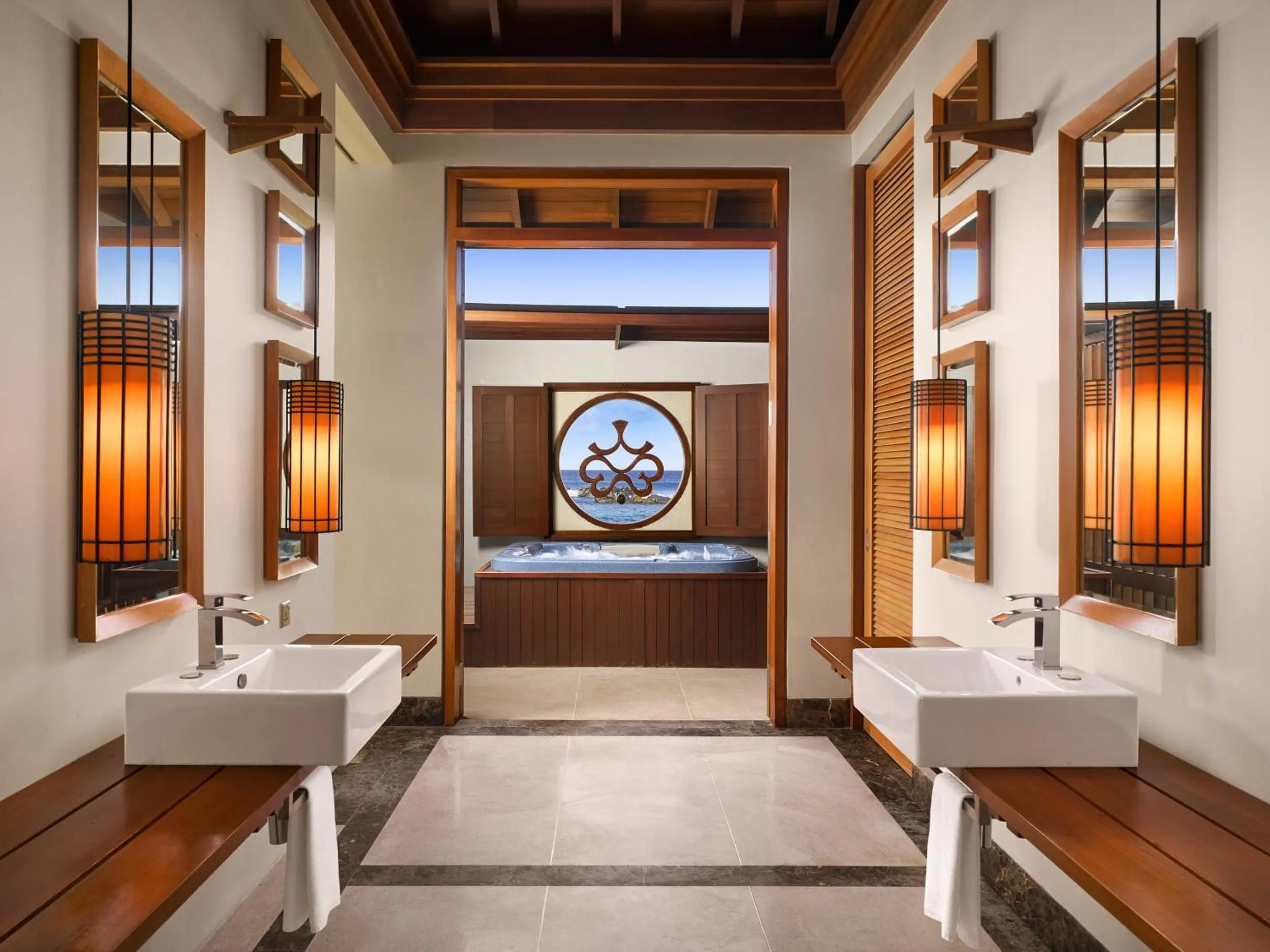 Bathroom in Villa Nautica Paradise Island Resort