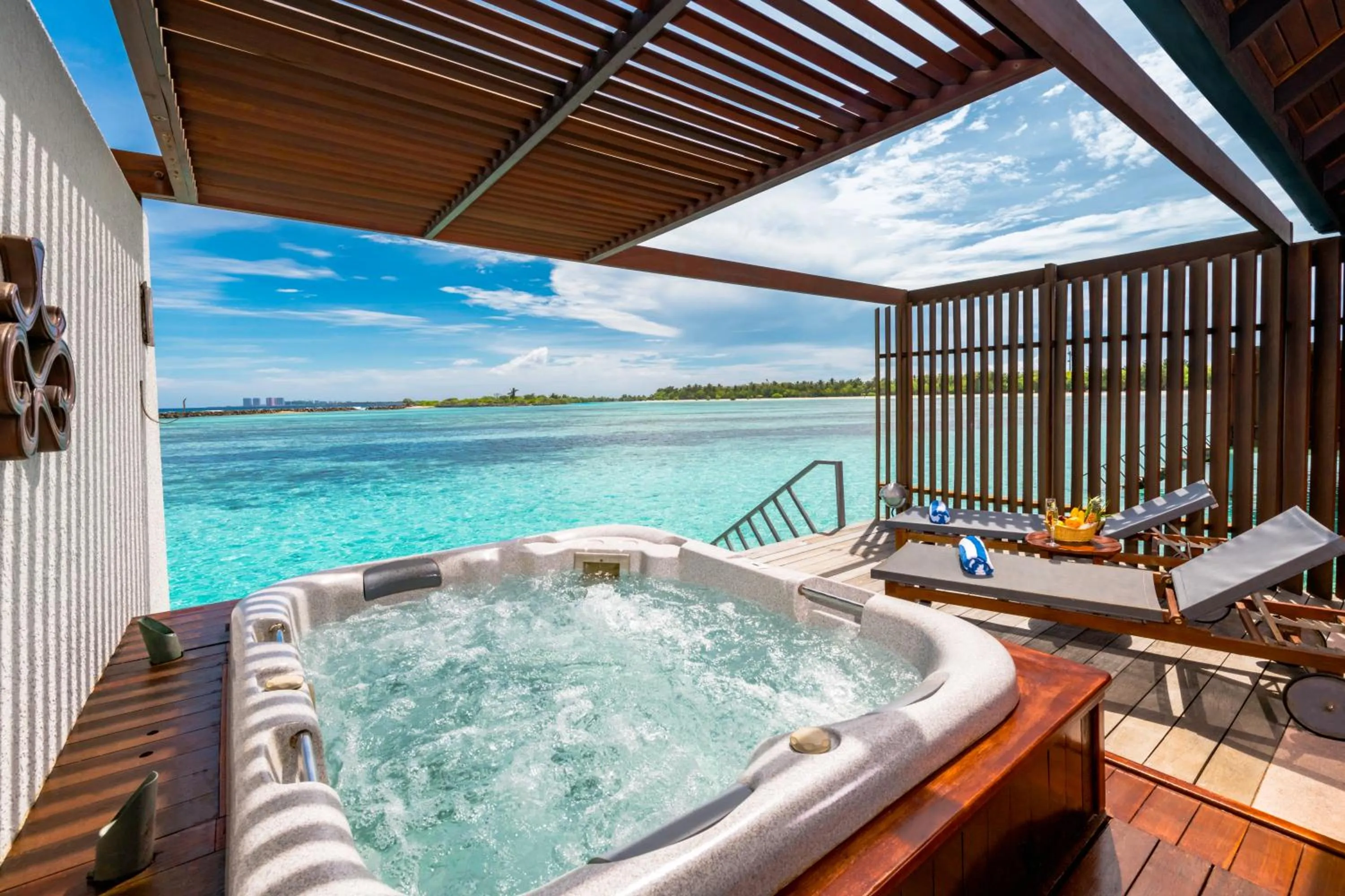 Hot Tub in Villa Nautica Paradise Island Resort