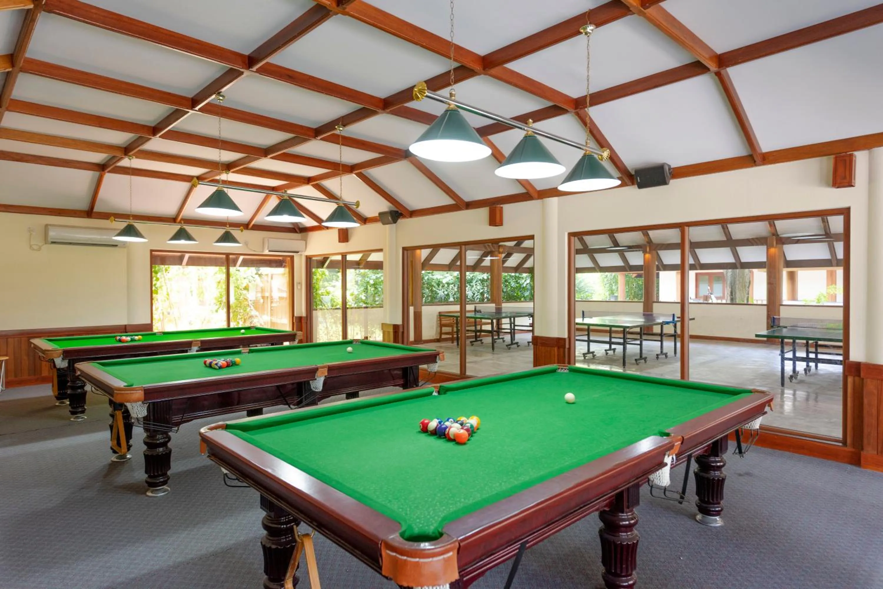 Billiard in Villa Nautica Paradise Island Resort