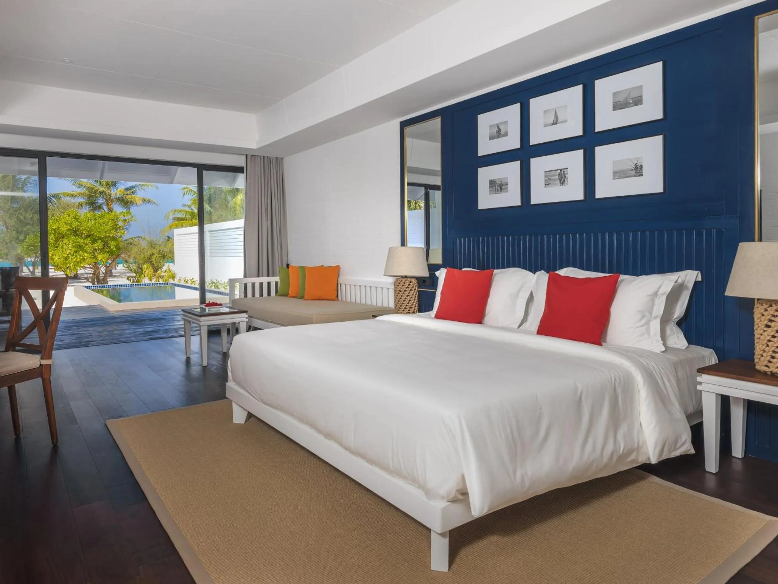 Bed in Villa Nautica Paradise Island Resort