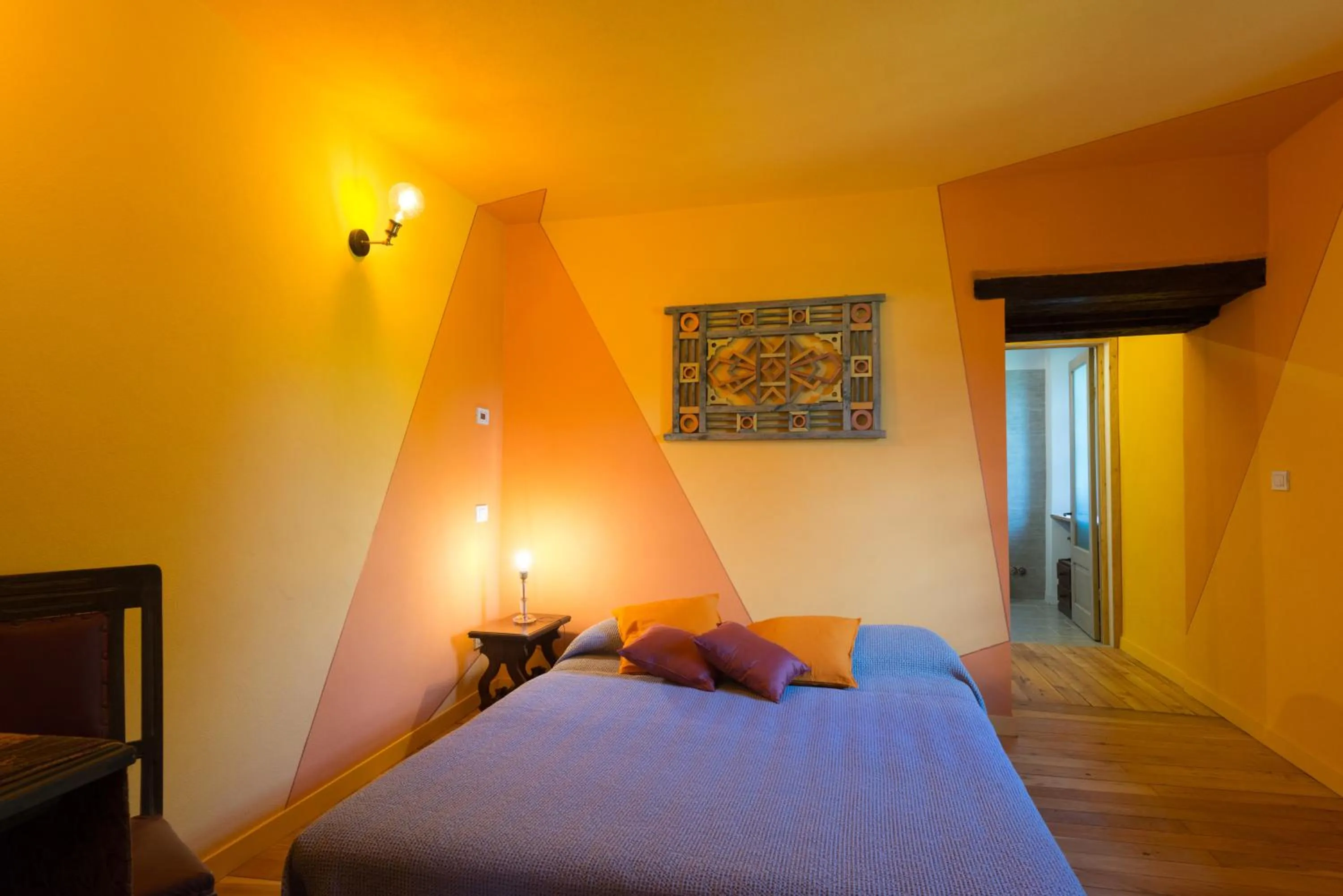 Bed in Quart de Lune - Boutique B&B