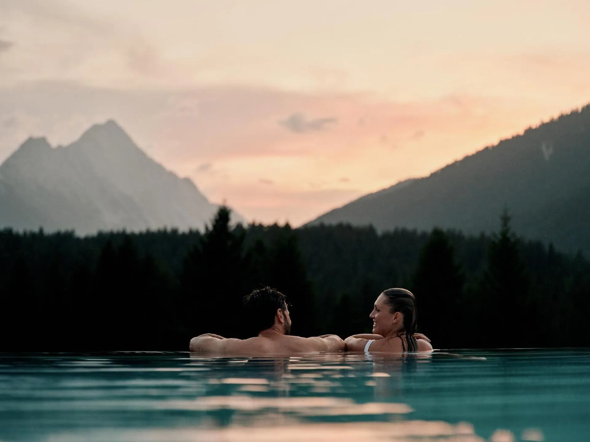 Swimming pool in Landhaus Kristall