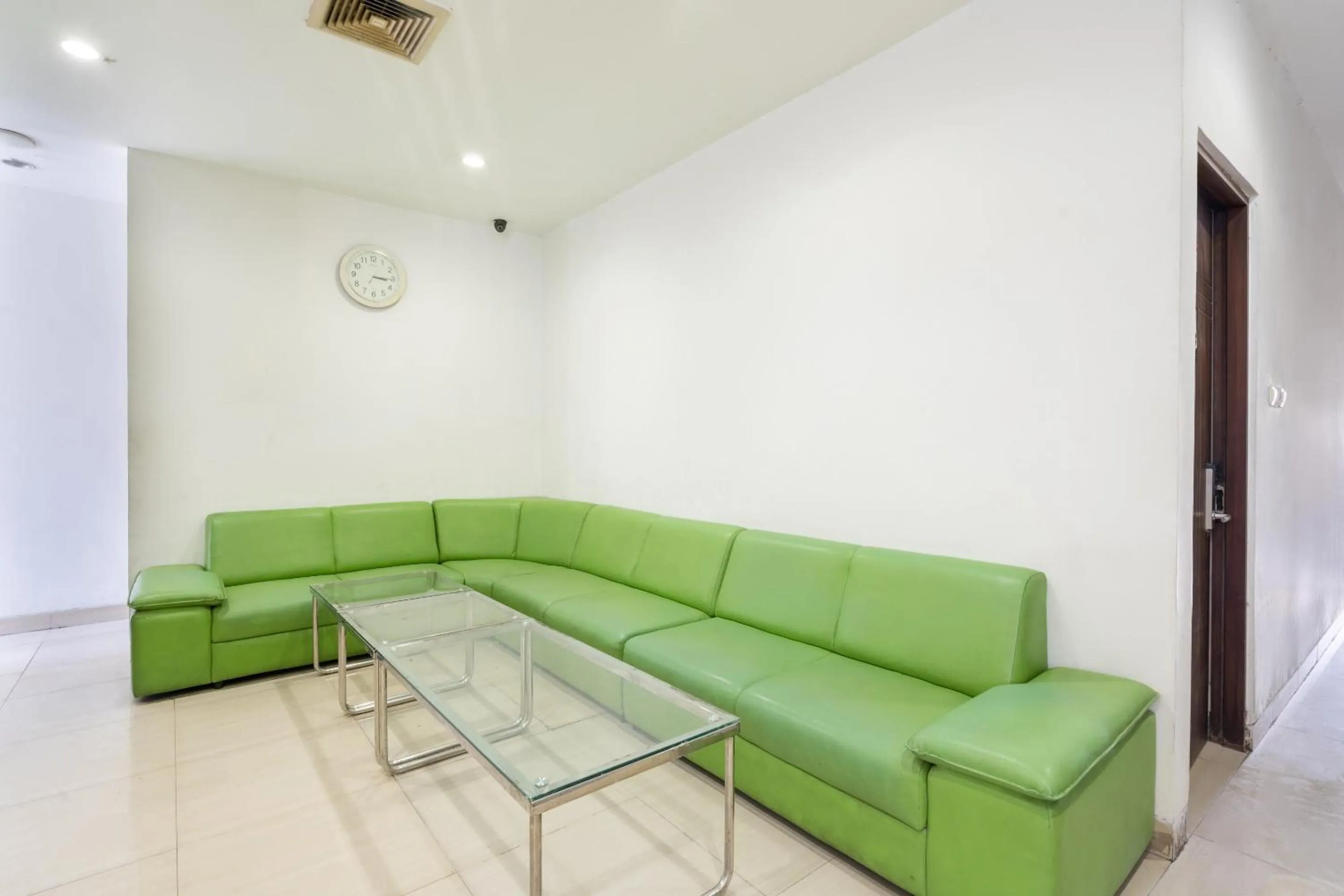 Lobby or reception in Flagship 91863 Metro House