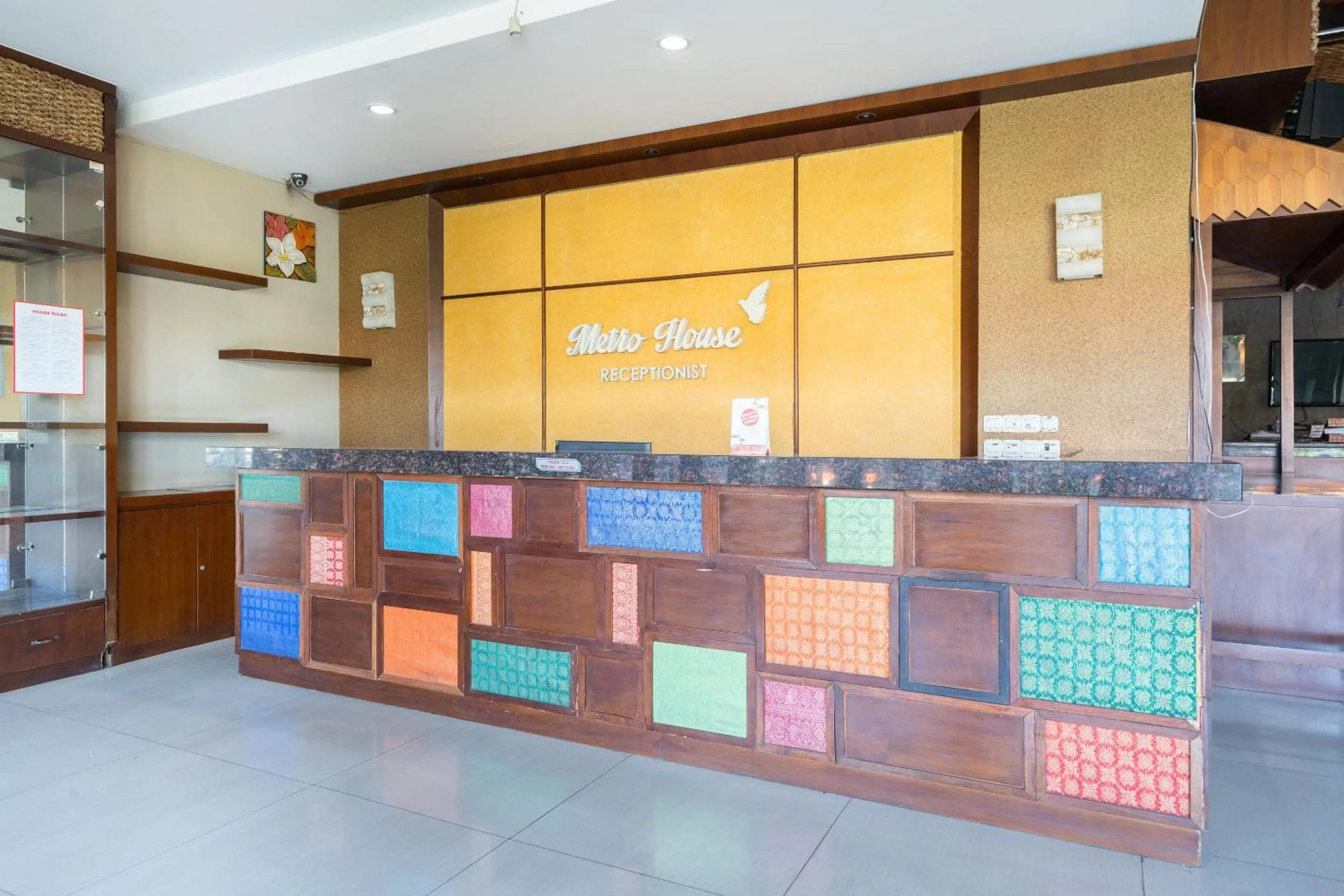 Lobby or reception in Flagship 91863 Metro House