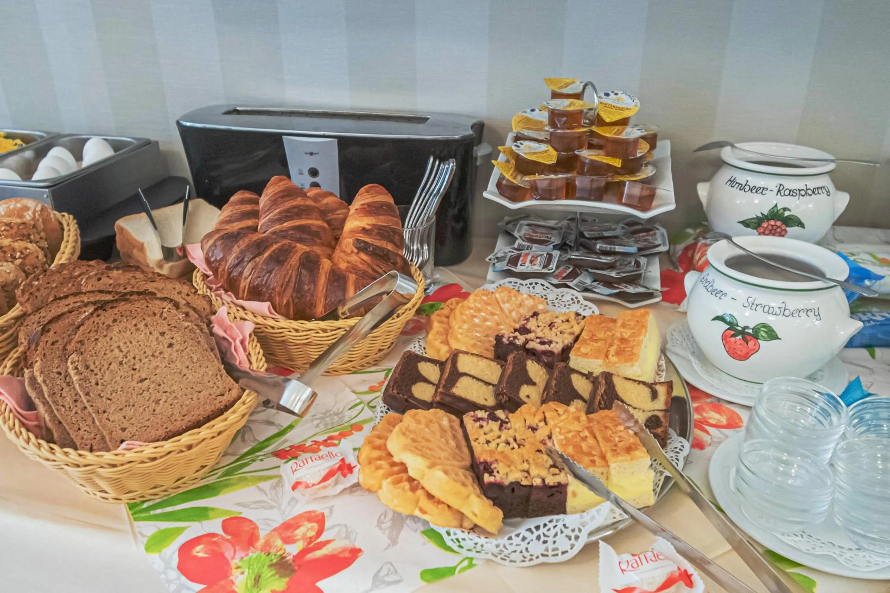 Food and drinks in Hotel Villa am Kurpark