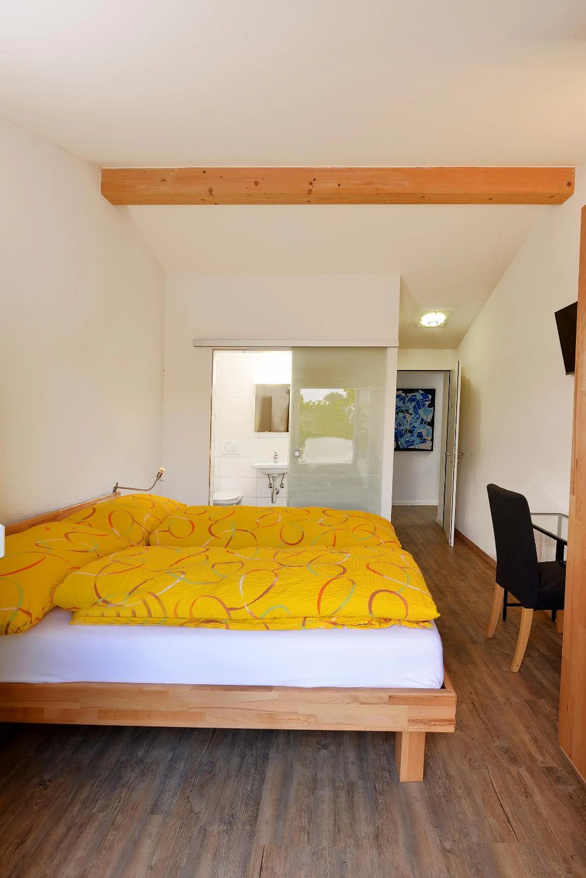 Bed in Hotel de la Gare