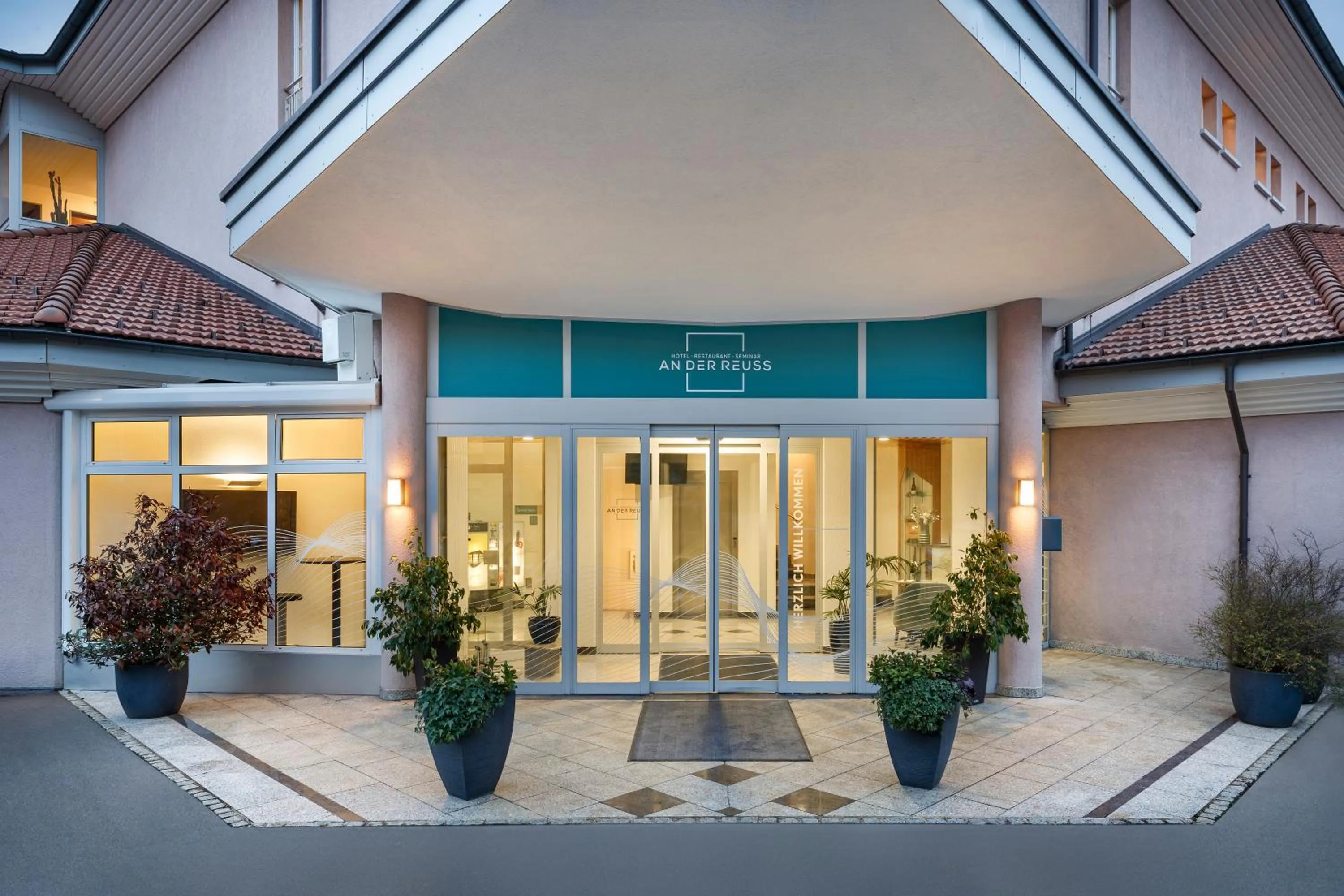 Property building in Hotel an der Reuss