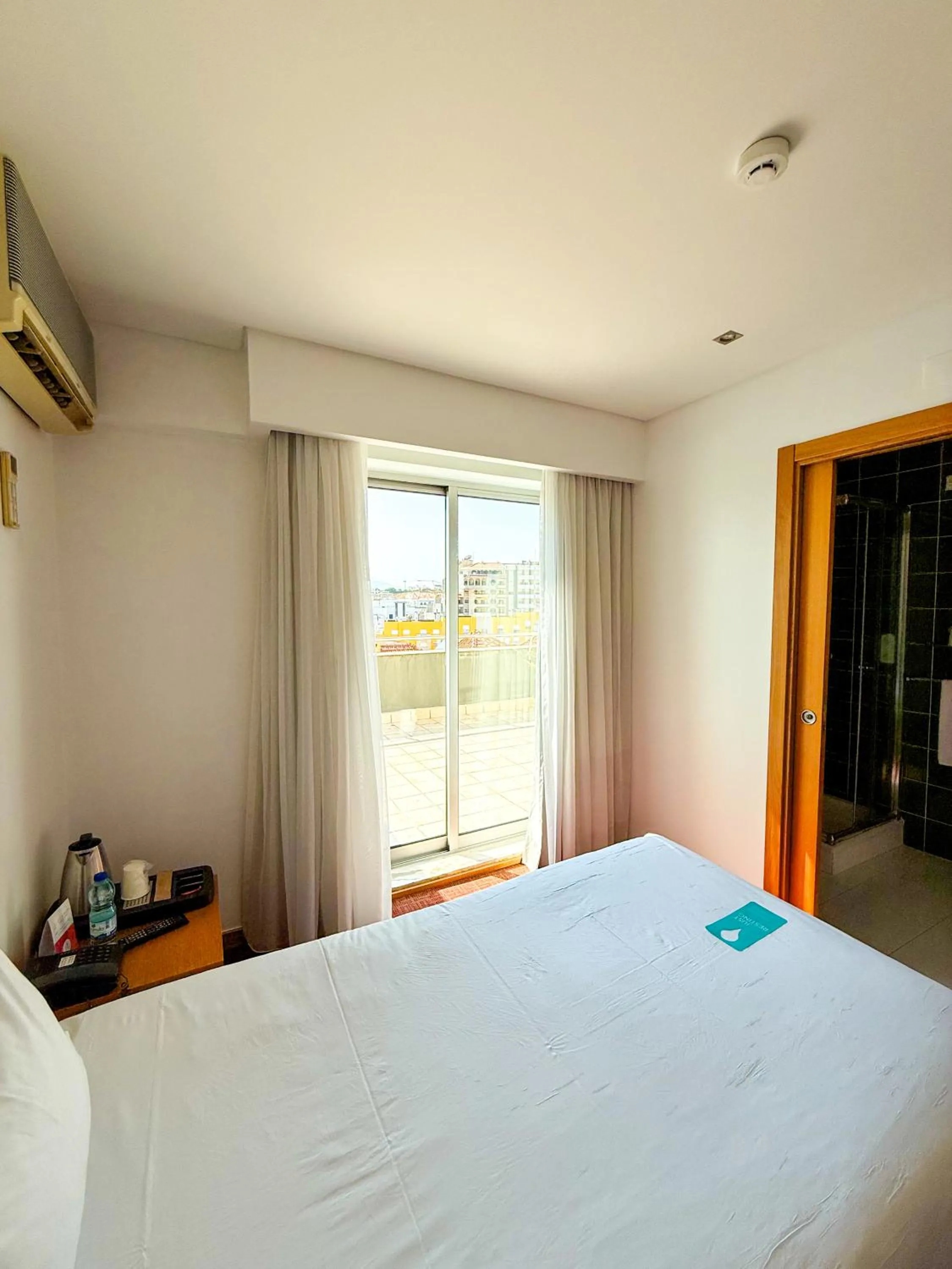 Bedroom, Bed in Stay Hotel Leiria Centro