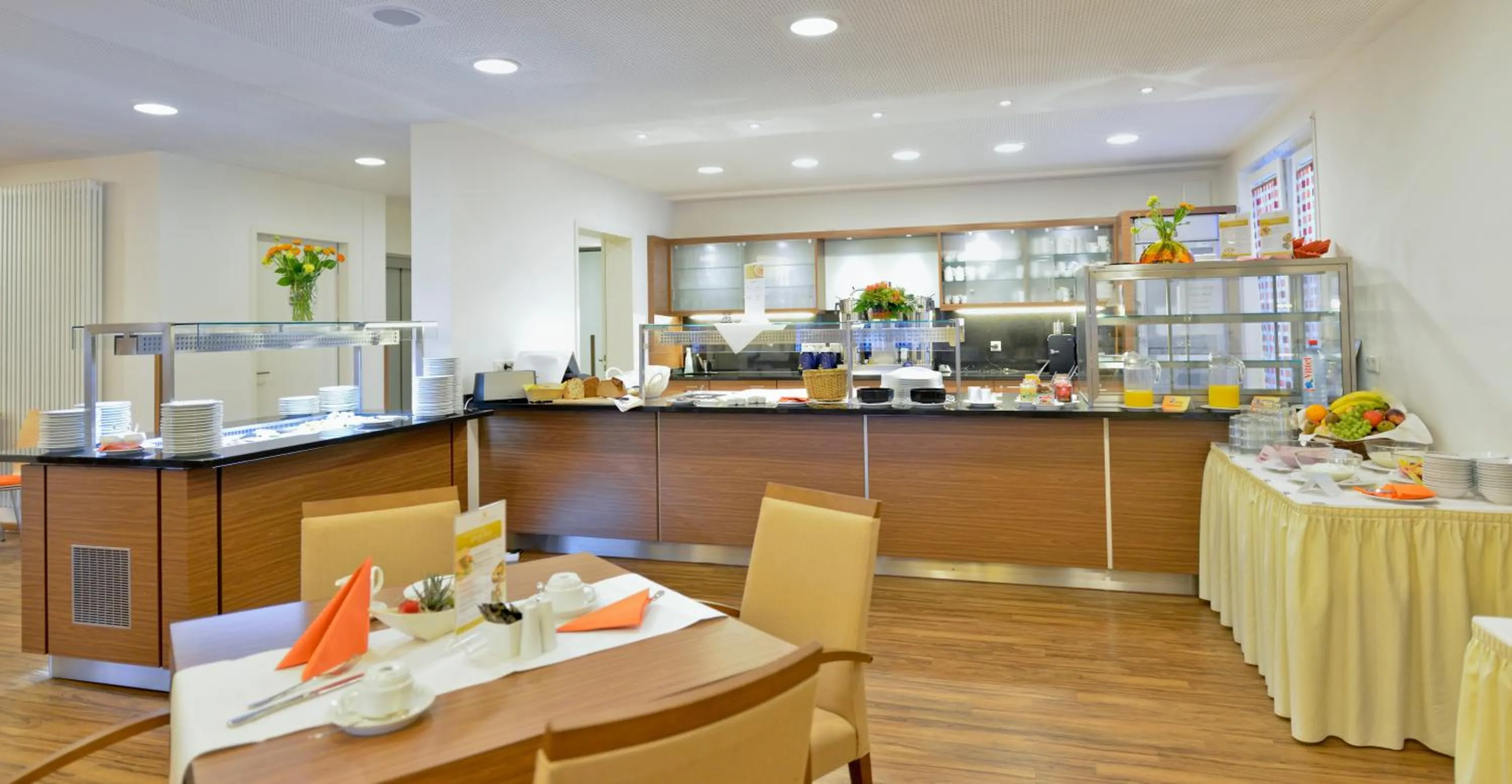 Restaurant/places to eat in Hotel Klostergarten