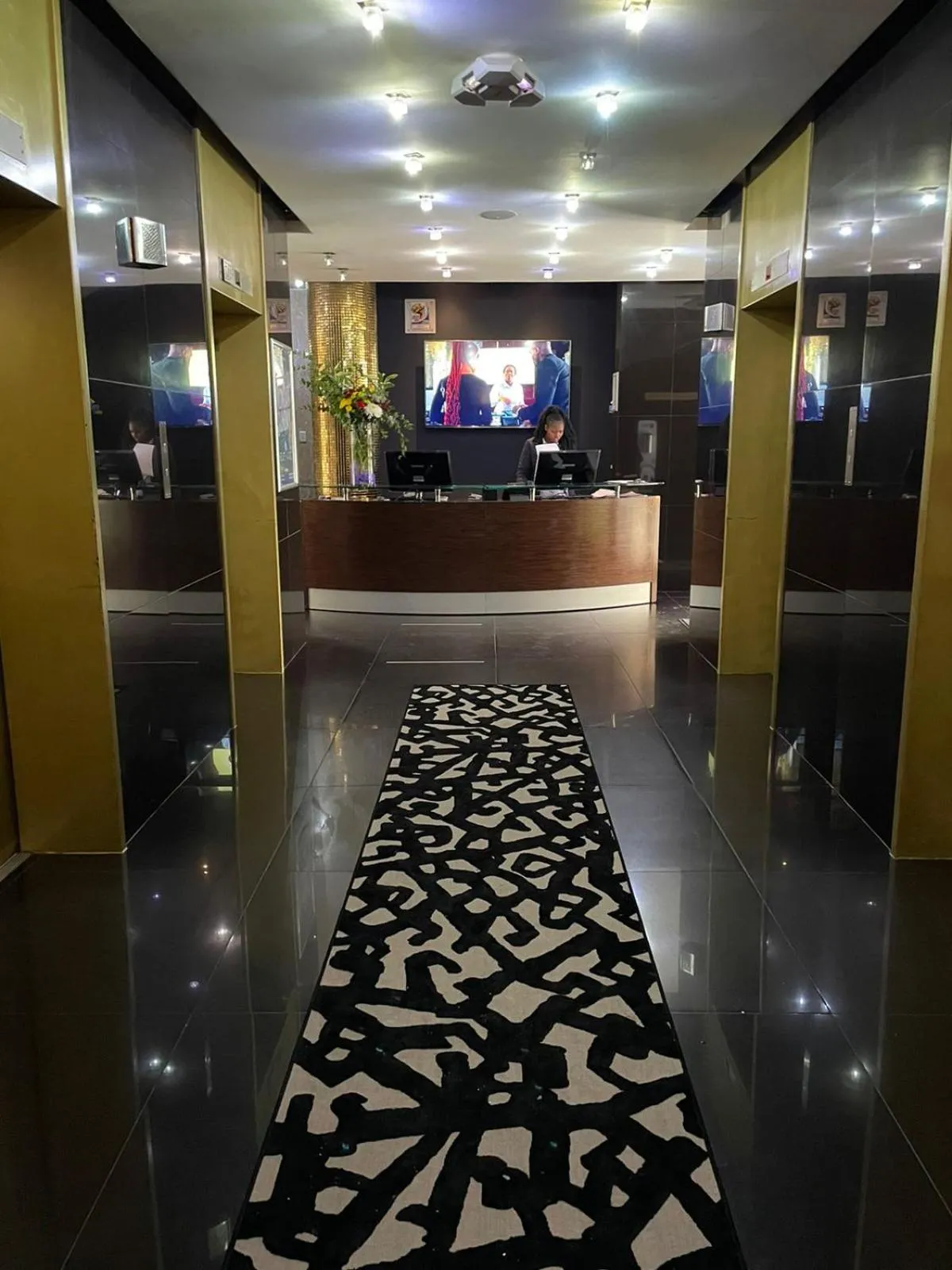 Lobby or reception in Reef Hotel