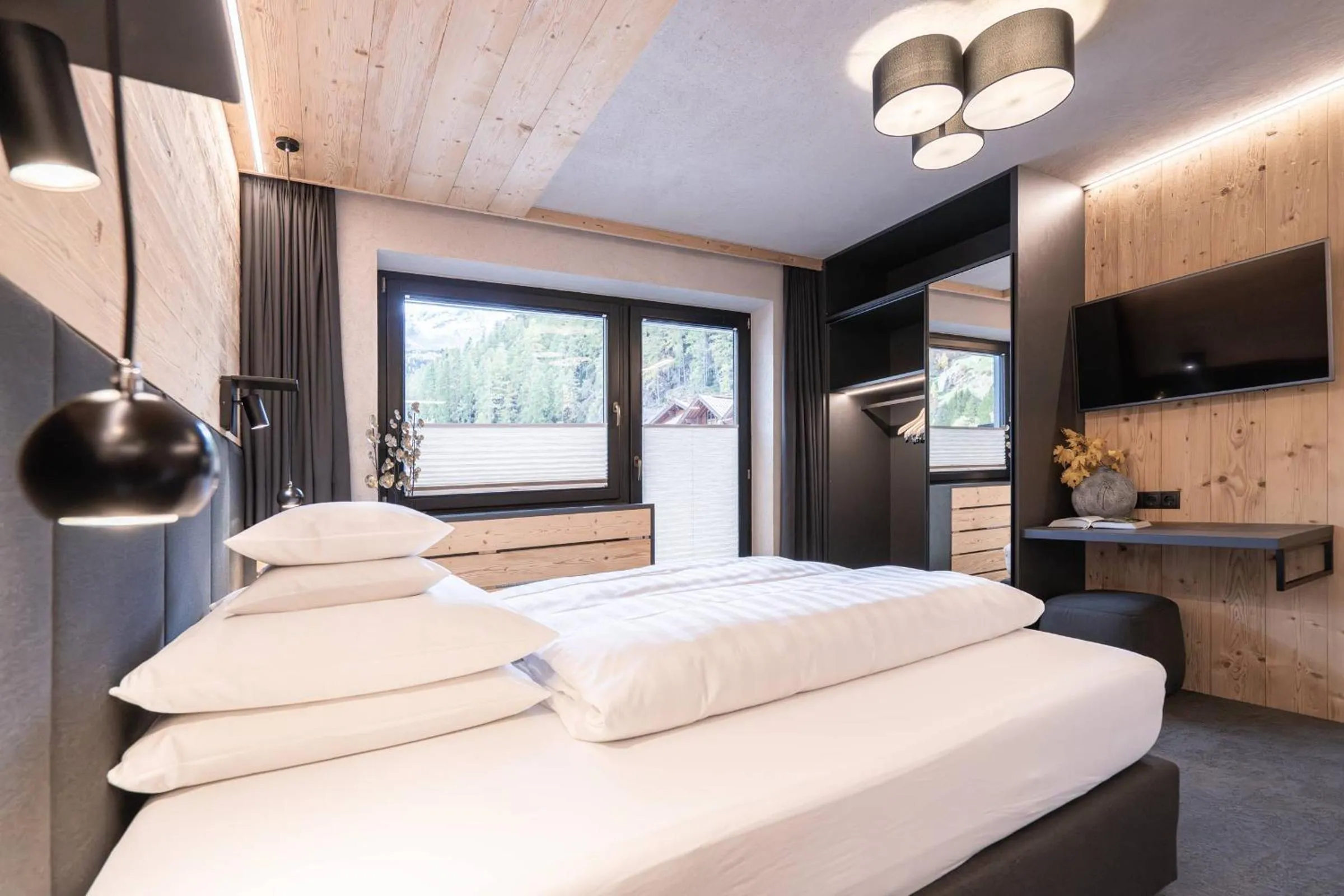 Photo of the whole room, Bed in Apart Reinstadler