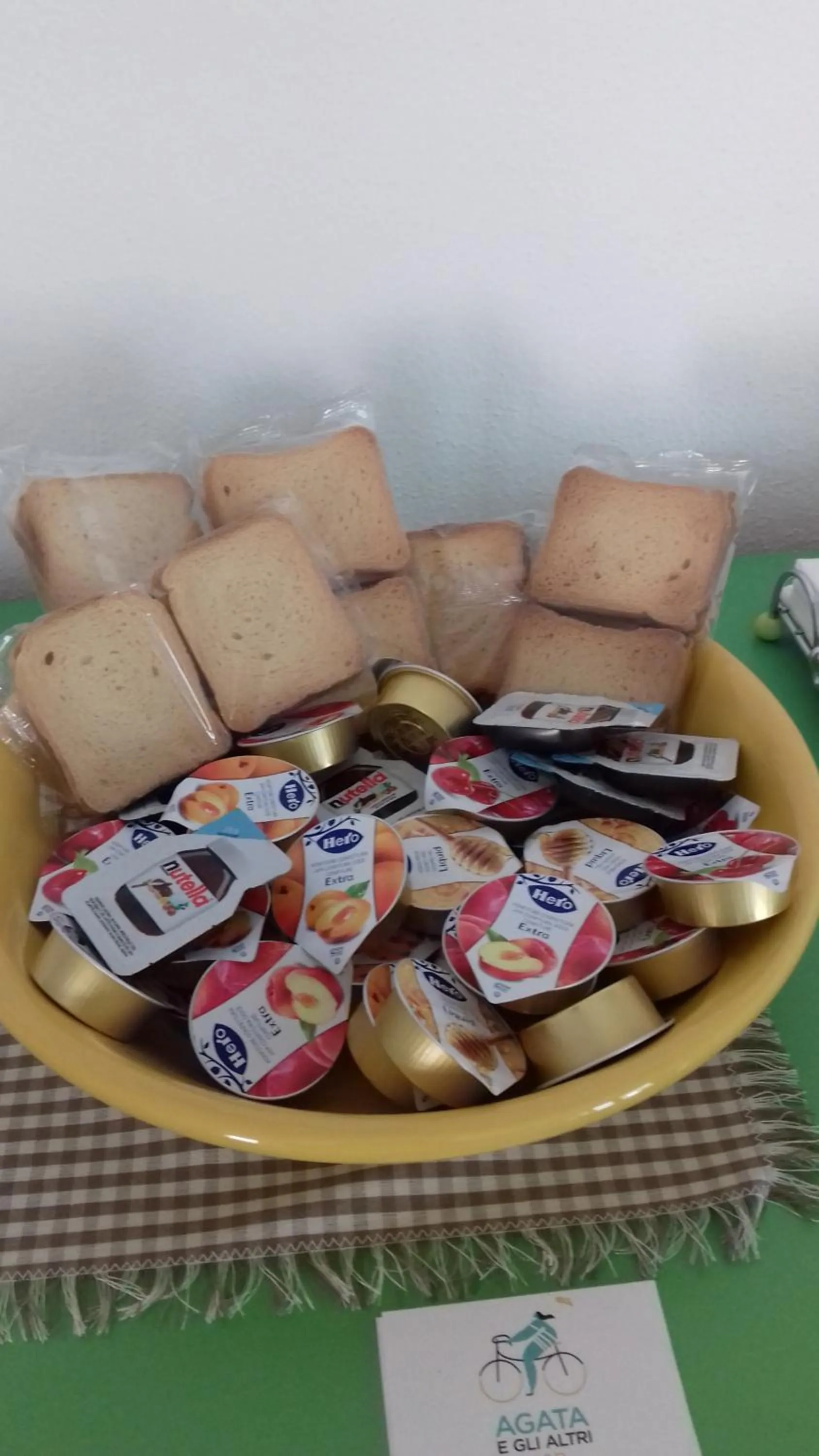 Buffet breakfast in B&B Agata e gli altri