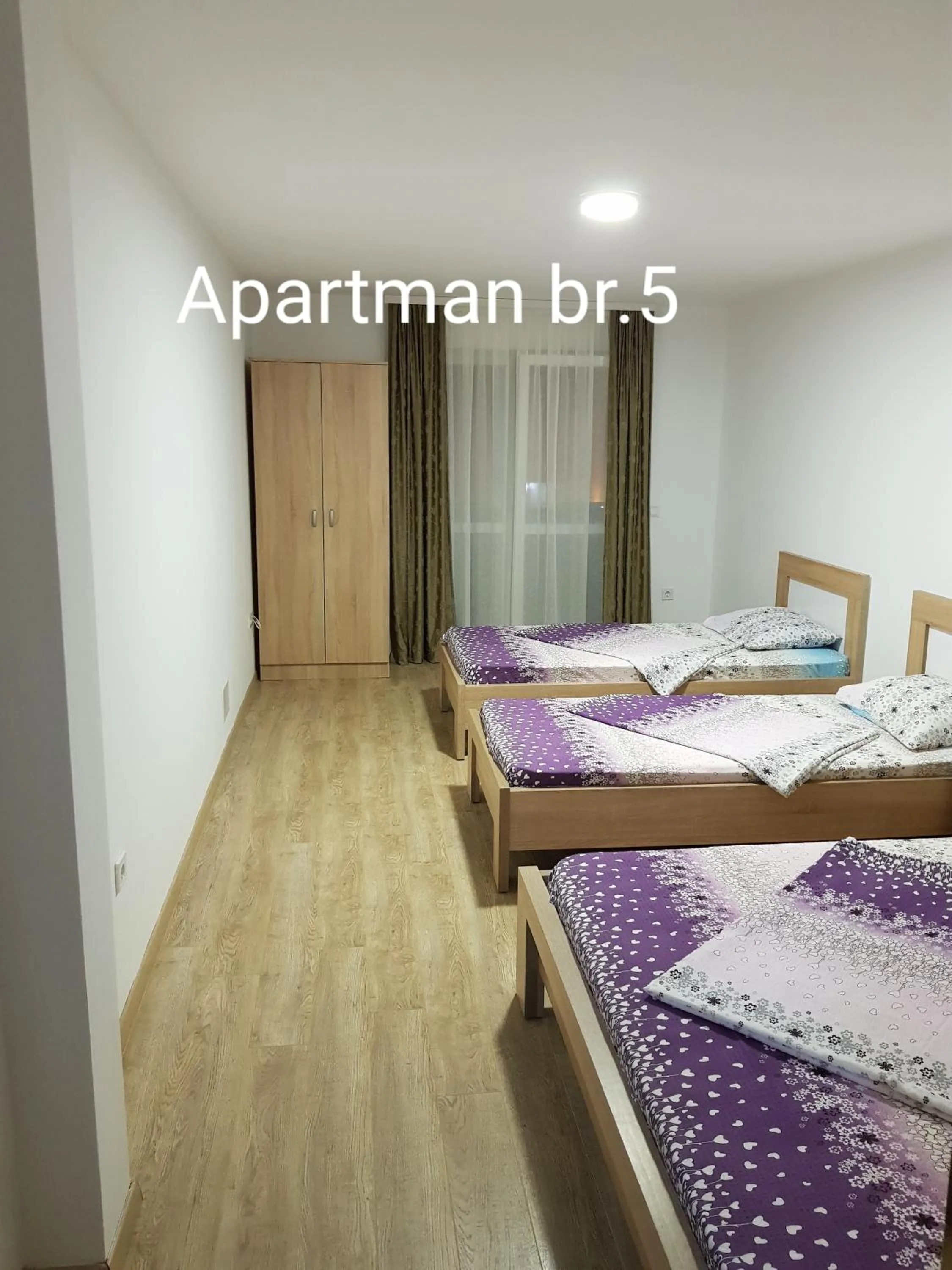 Bed in Apartmani Nikmil Bar- Šusanj