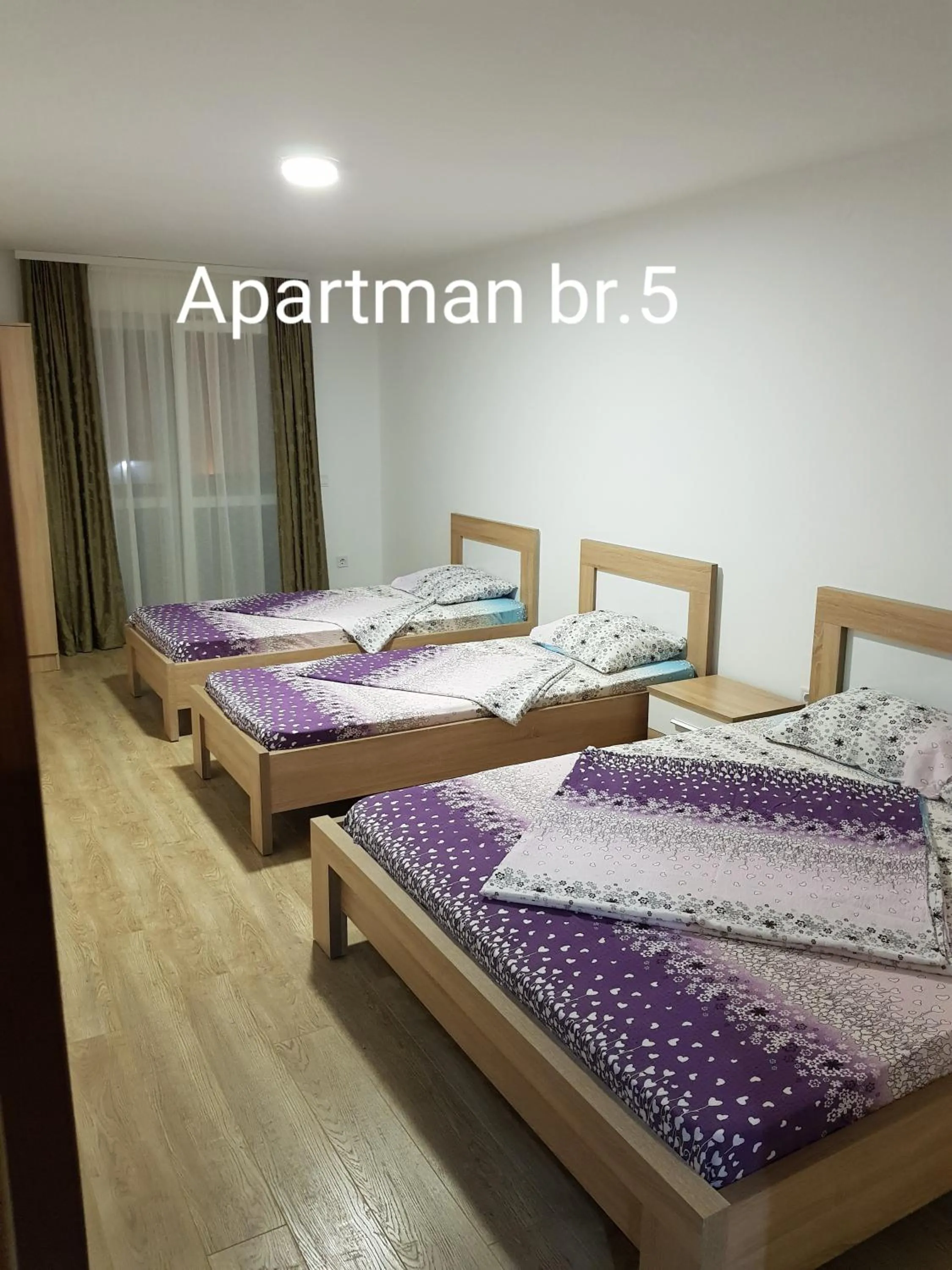 Bed in Apartmani Nikmil Bar- Šusanj