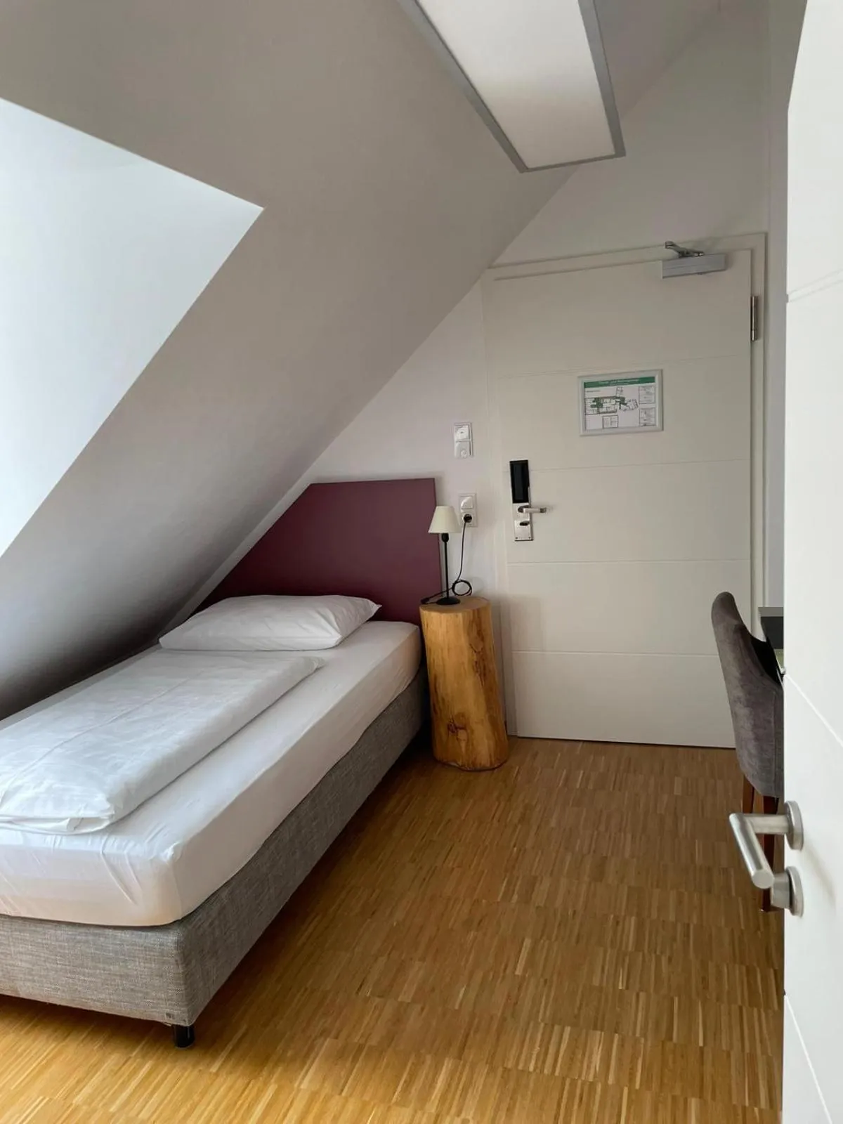 Photo of the whole room, Bed in Altstadthotel Grauer Wolf