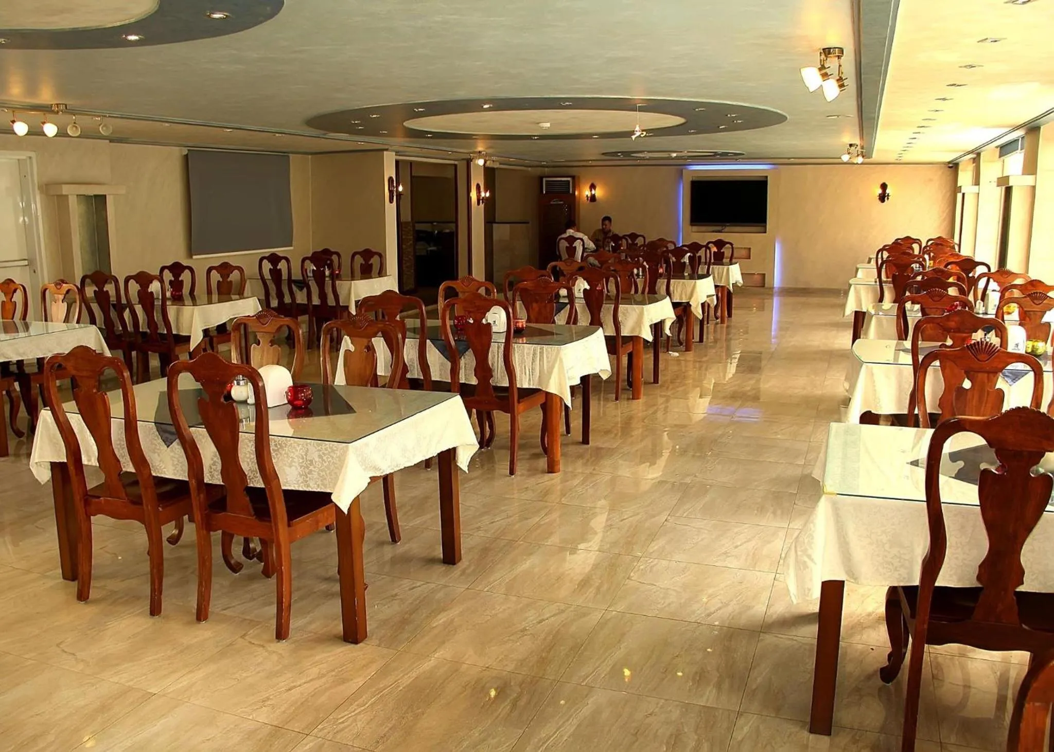 Food in Al Raad Hotel