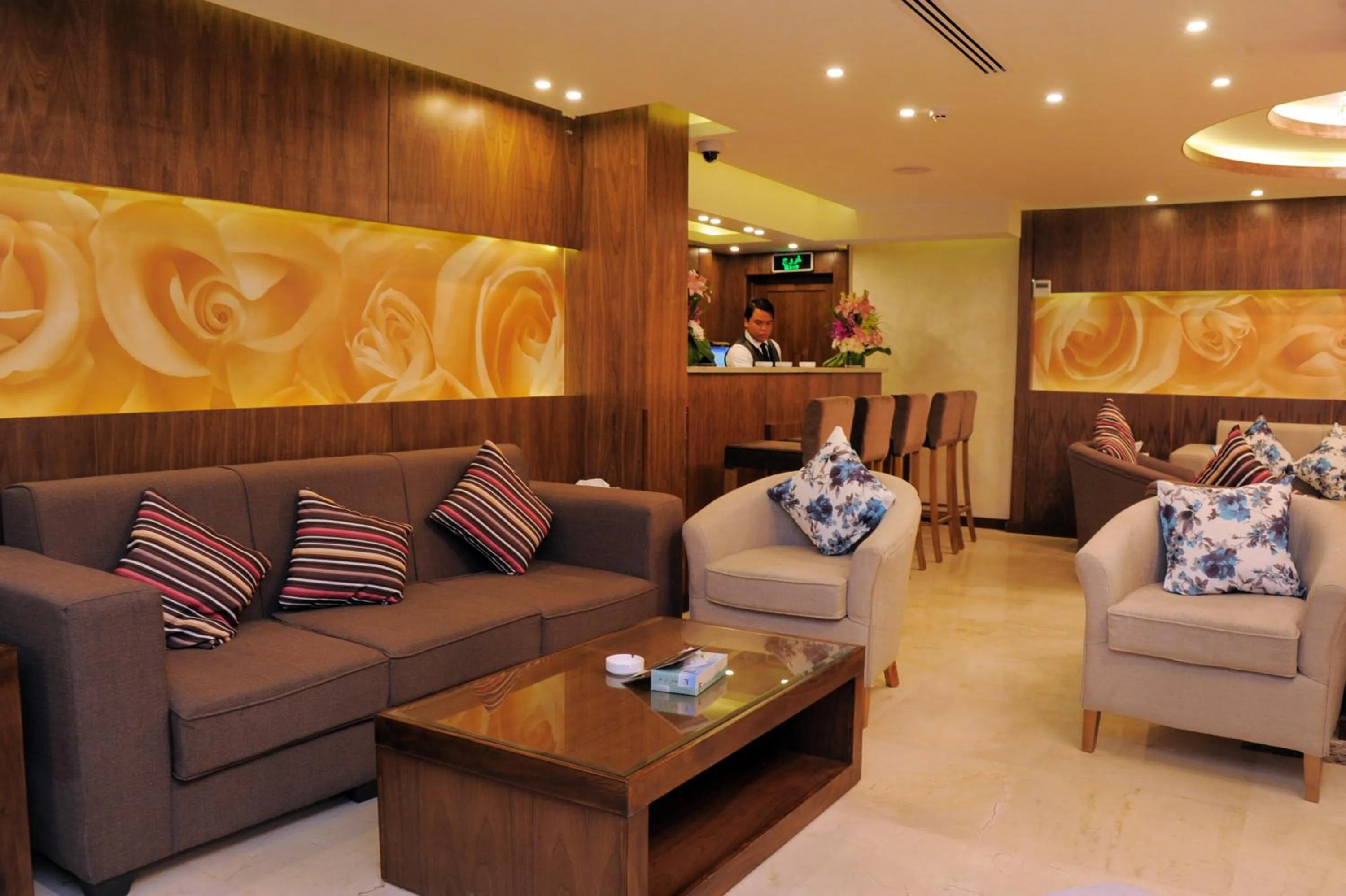 Lobby or reception in Al Raad Hotel