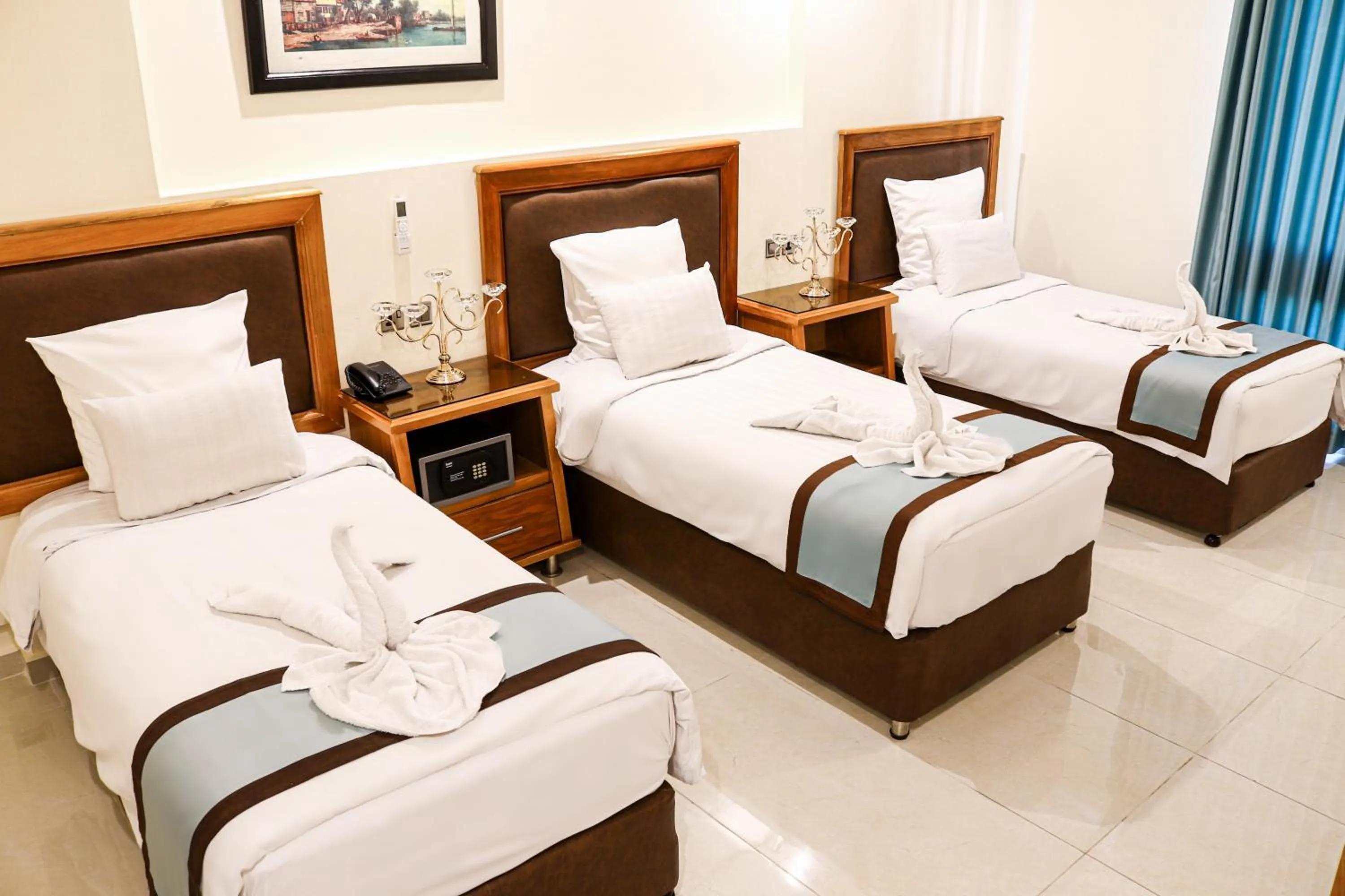 Bed in Al Raad Hotel