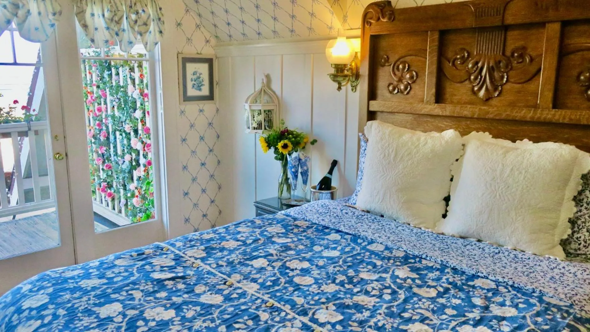 Double Room with Balcony in The Old St Angela Inn