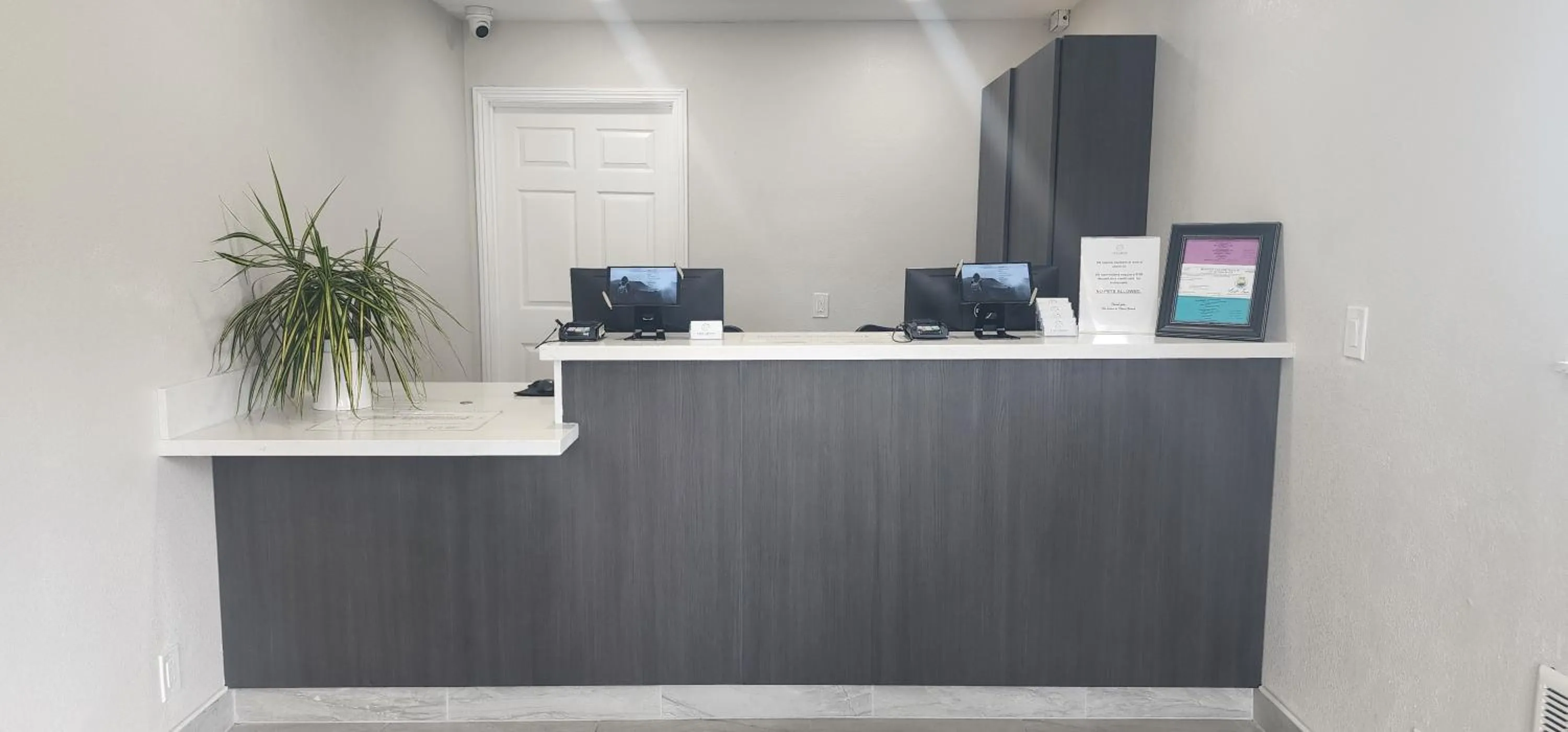 Lobby or reception in The Grove at Pismo Beach