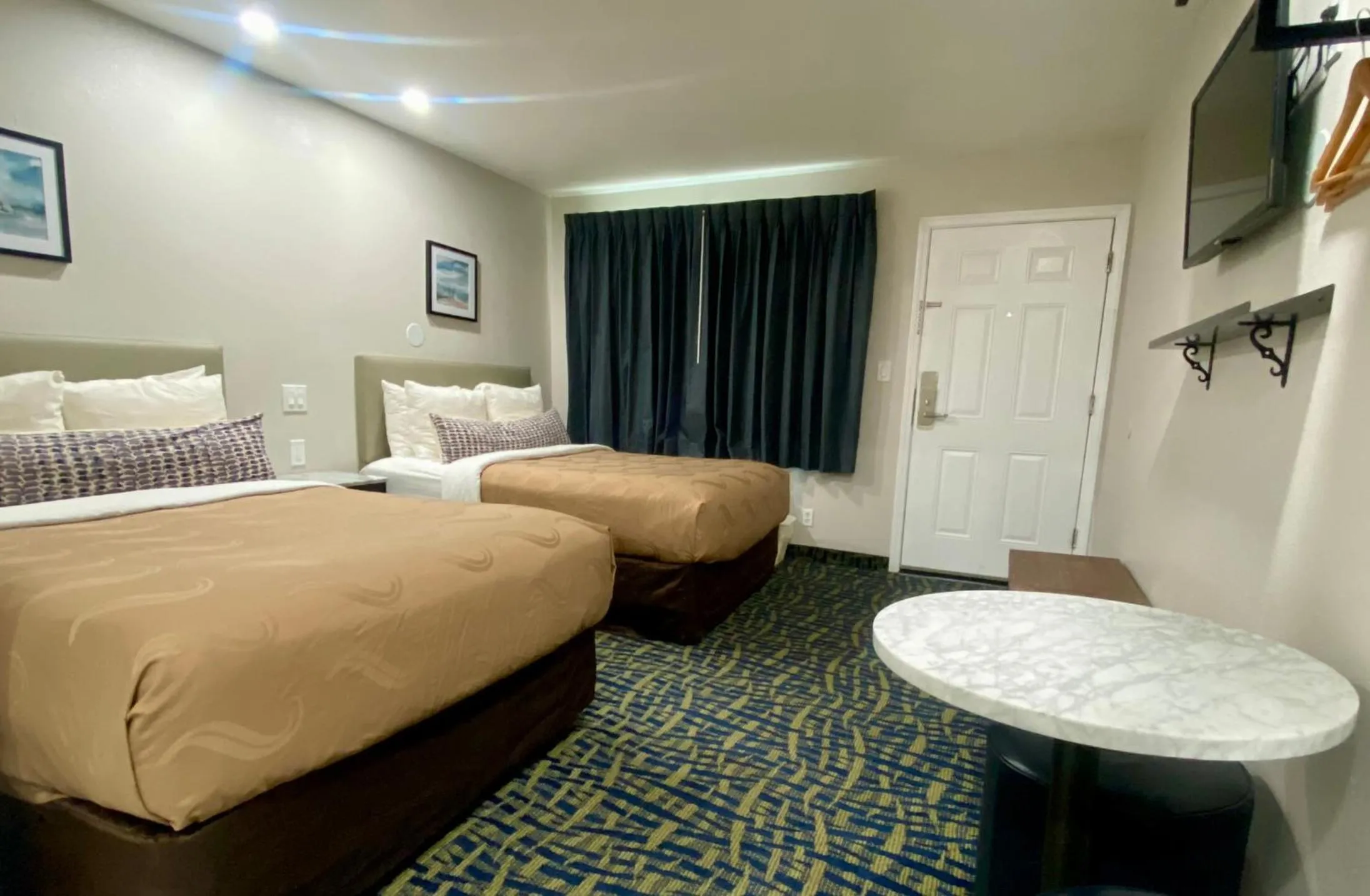 The Grove at Pismo Beach