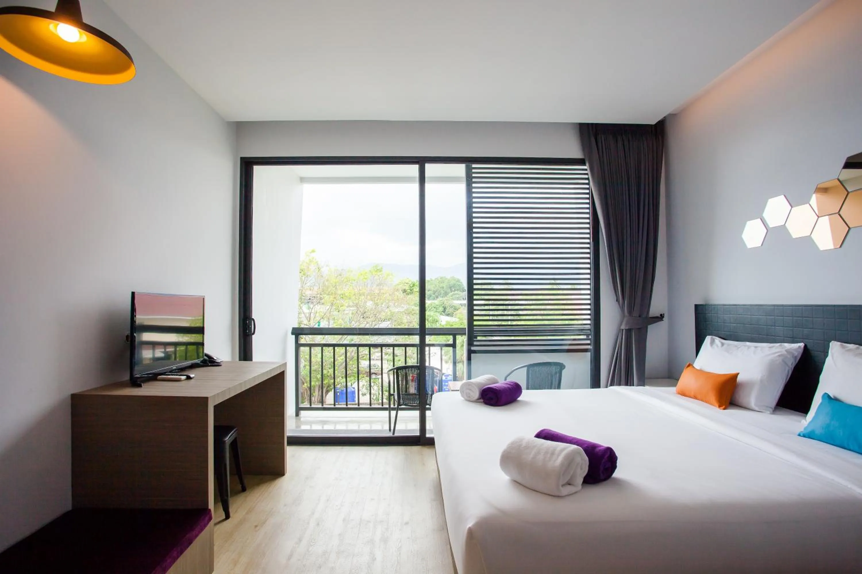 Bedroom, Bed in Chaweng Villawee Hotel