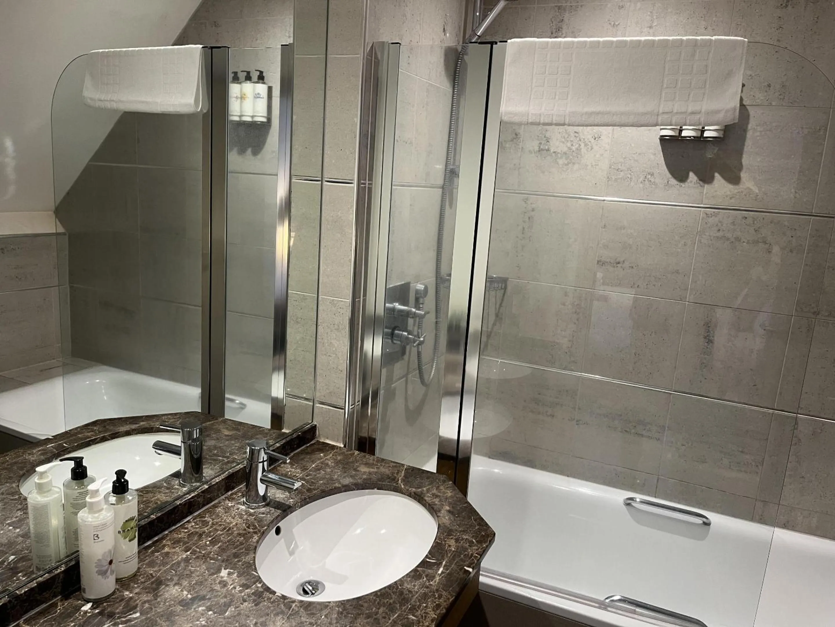 Bathroom in The Swan Inn