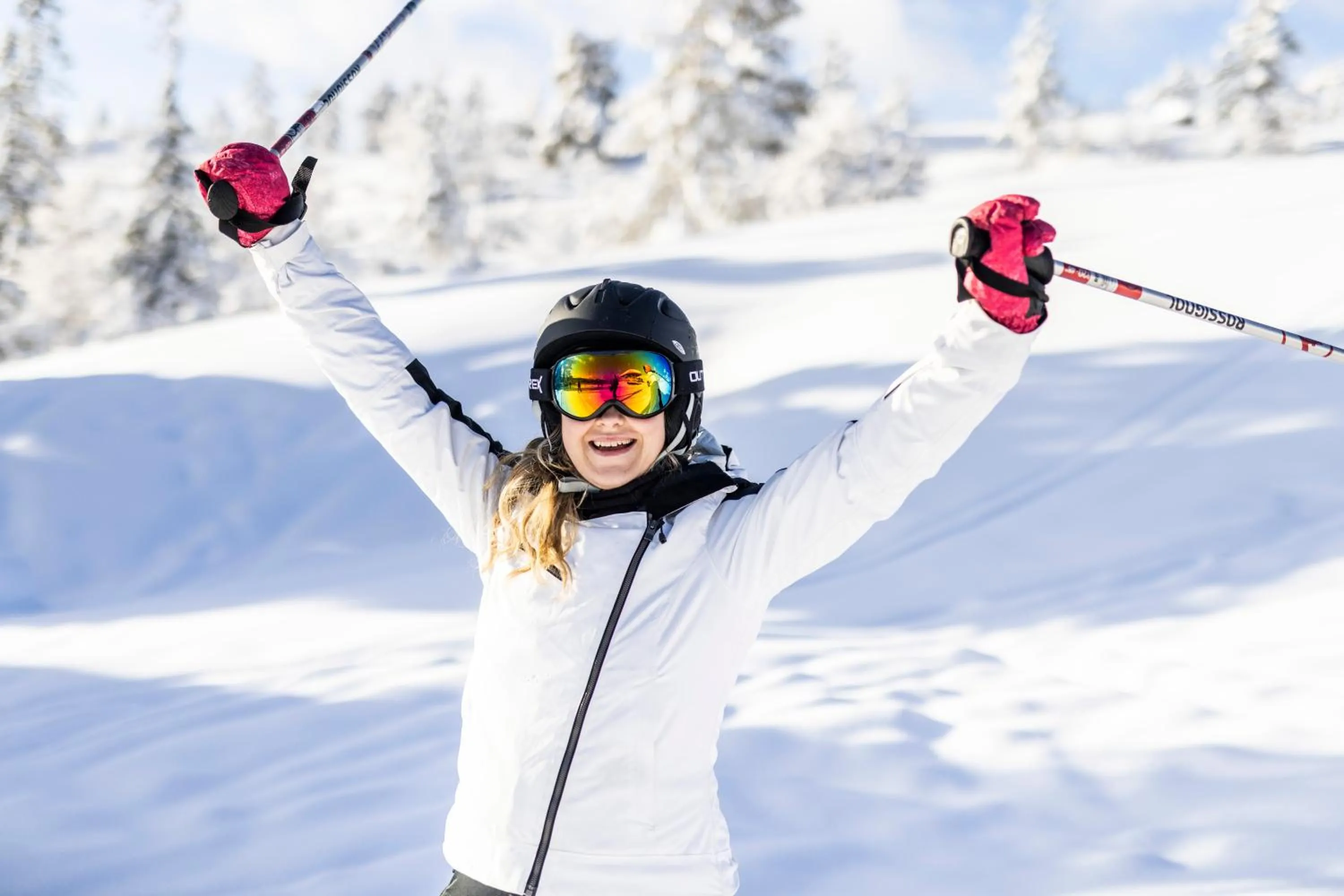 People in Straand Hotel