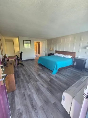 Inn On The Green Florida