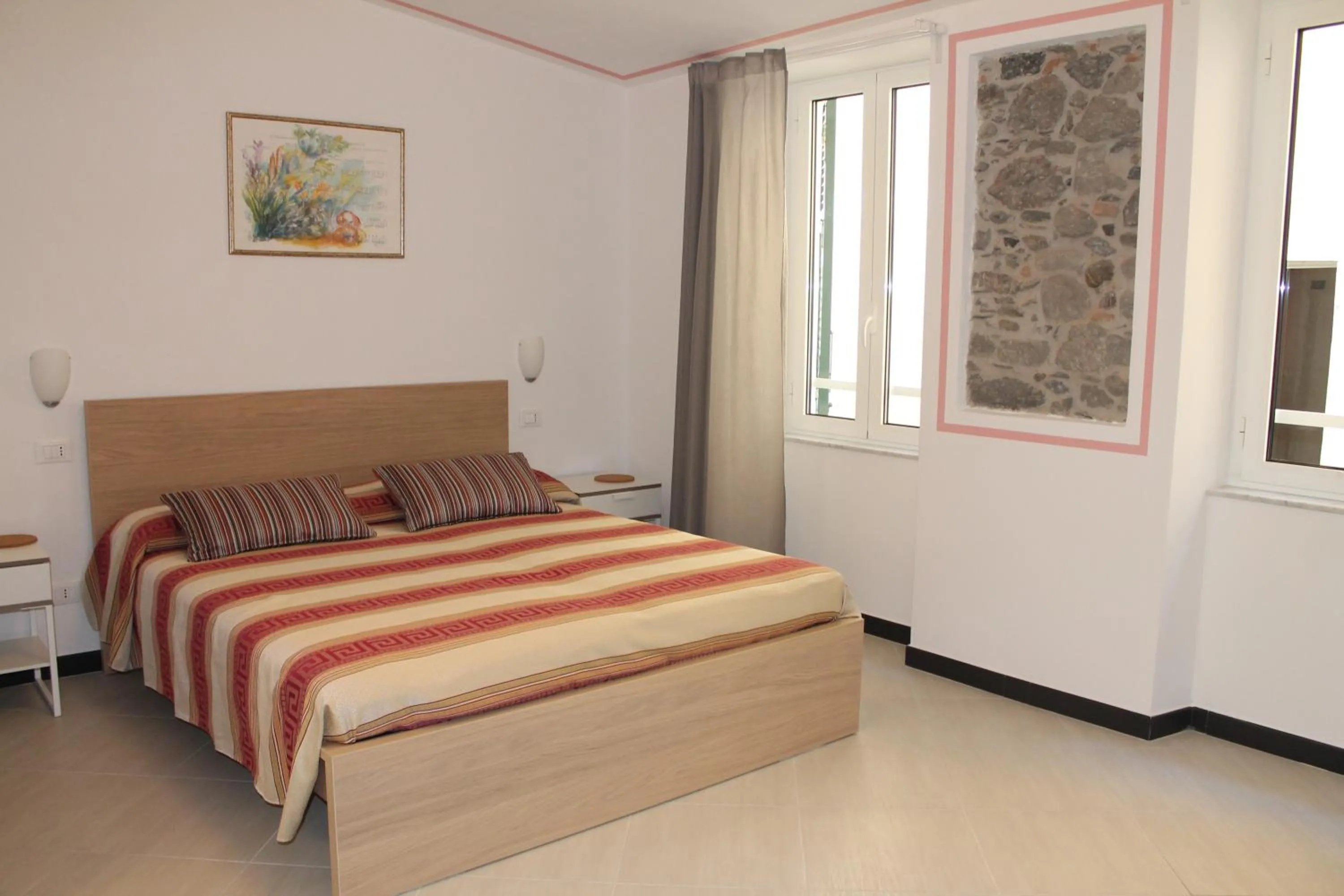 Deluxe Room - single occupancy in Marianna Quiet Rooms