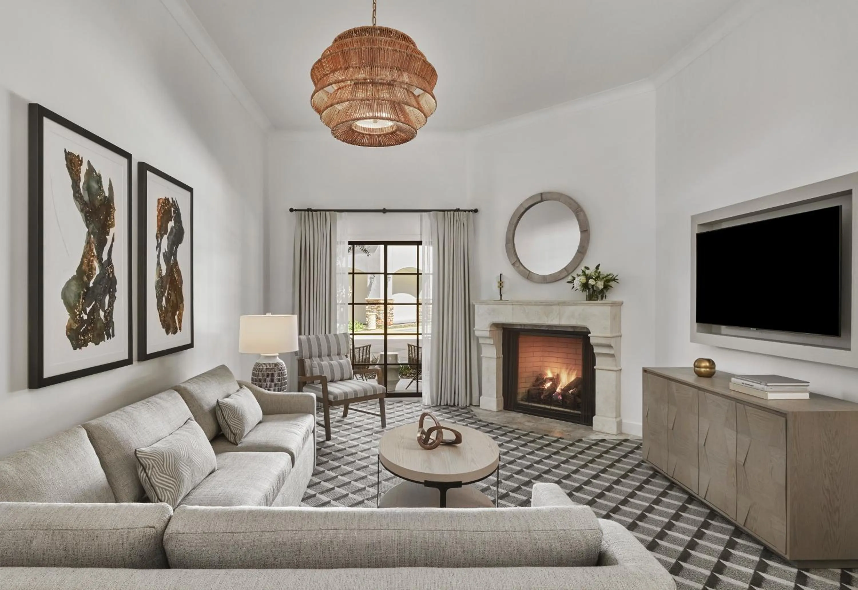 TV and multimedia in The Meritage Resort and Spa