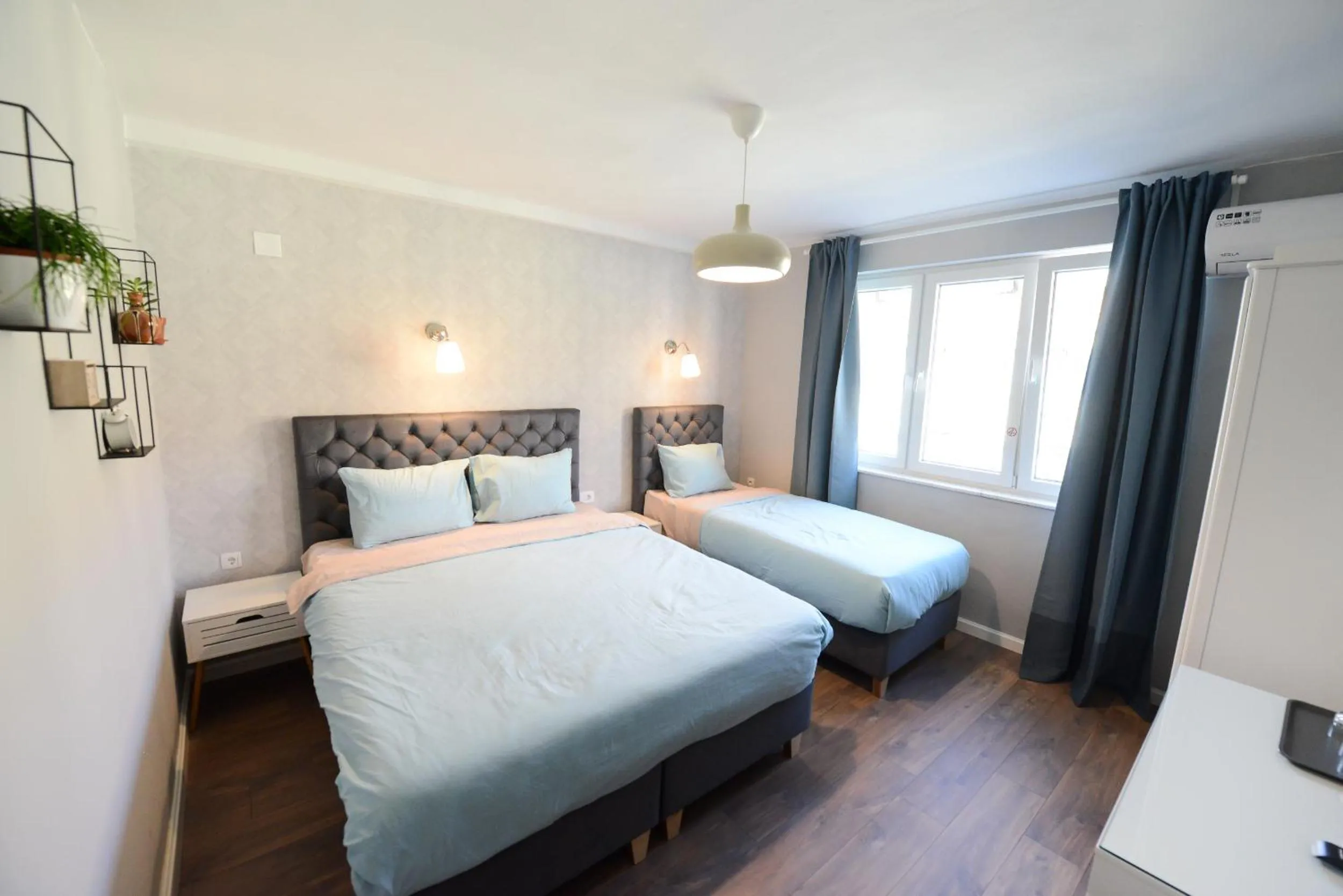 Triple Room with Private Bathroom in Skopje Arch Residence