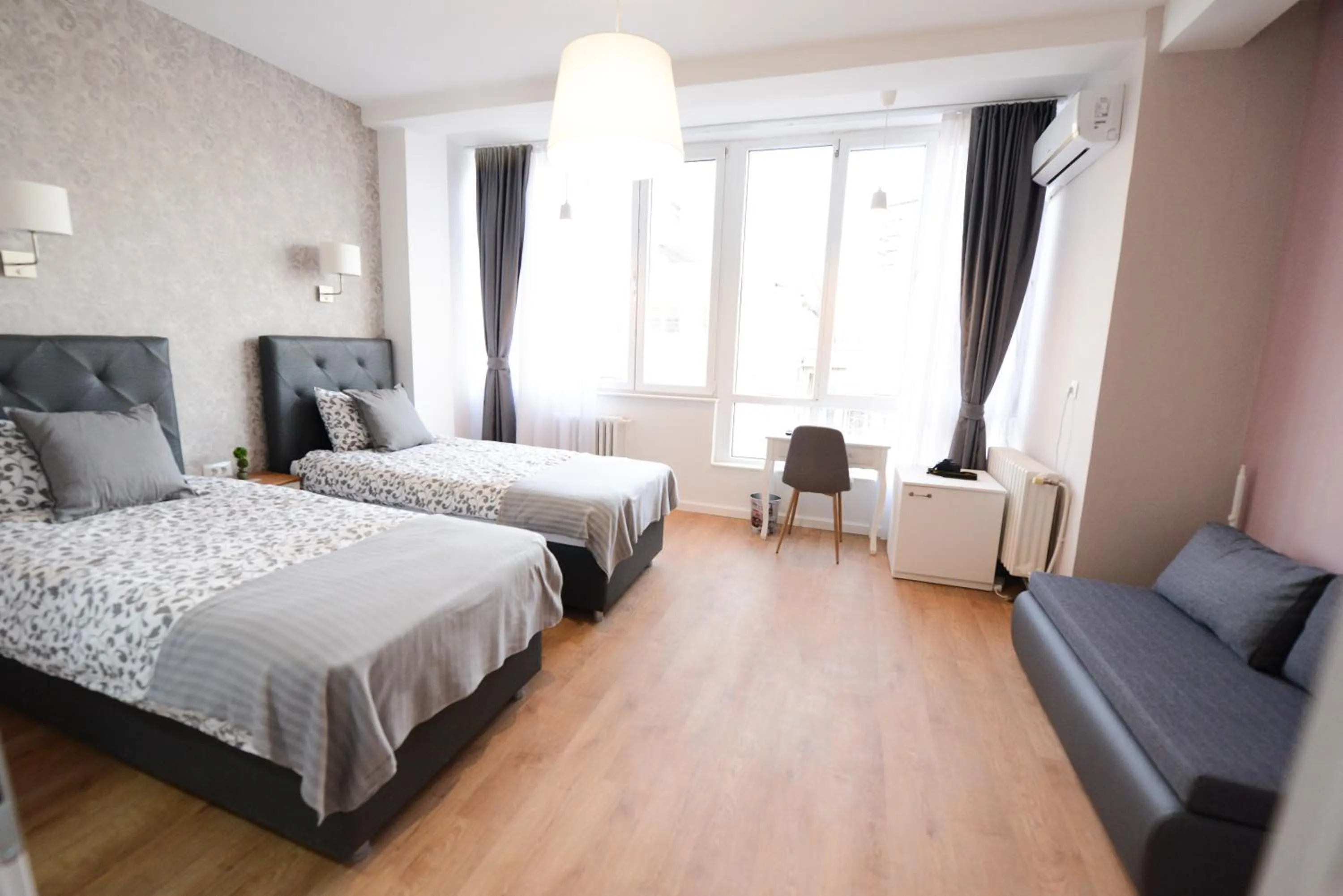 Deluxe Triple Room with Landmark View in Skopje Arch Residence