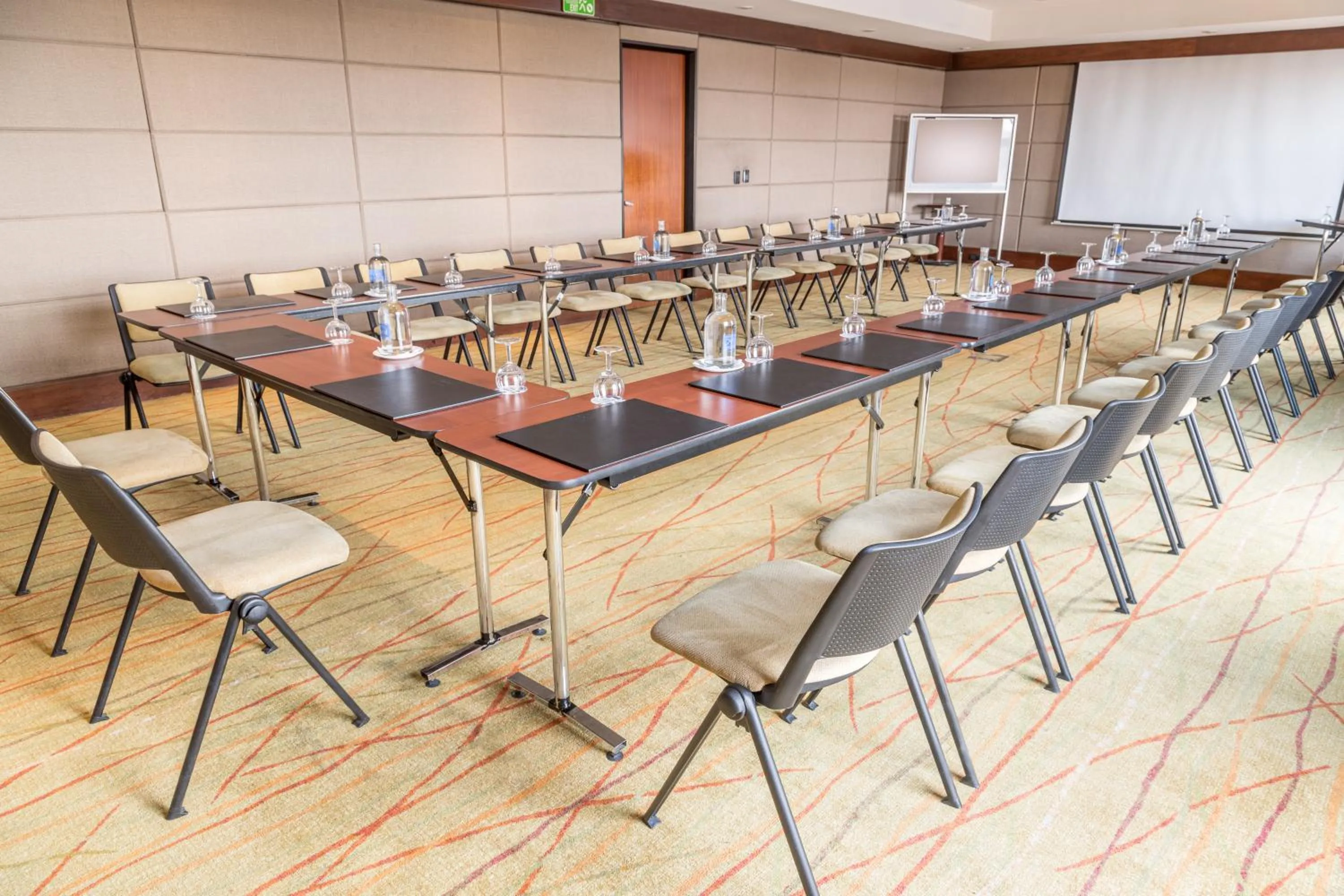 Meeting/conference room in GHL Hotel Capital