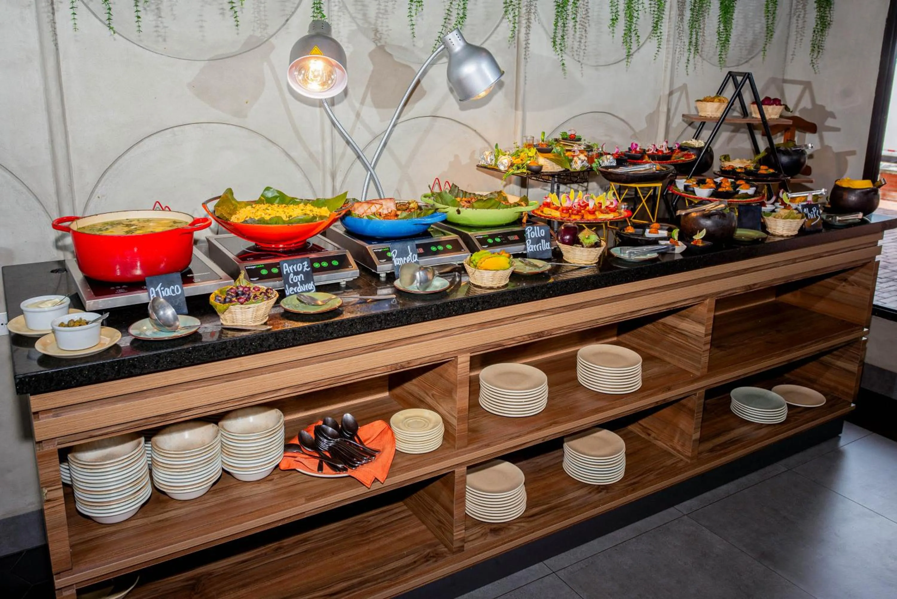 Food and drinks in GHL Hotel Capital