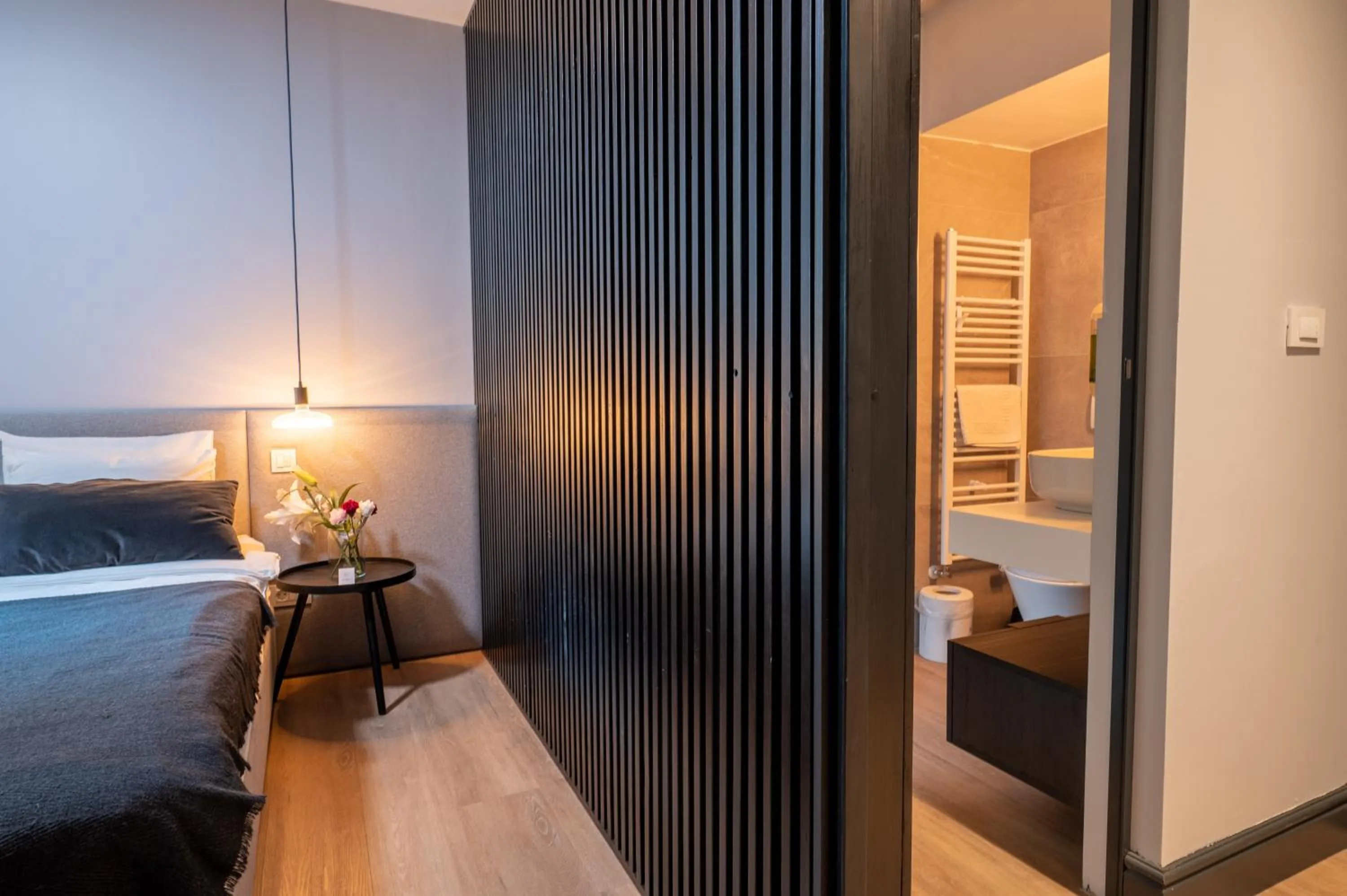 Bathroom, Bed in Doma Zagreb Aparthotel