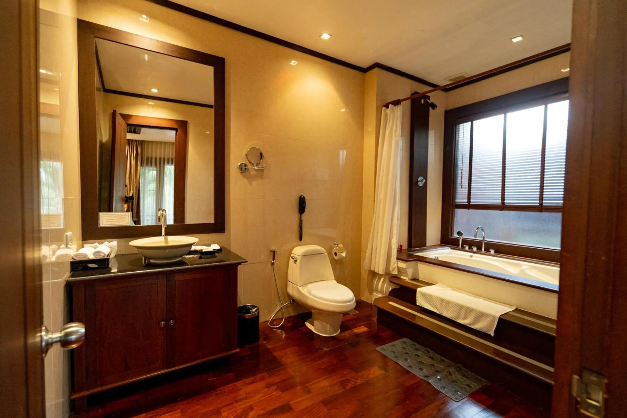 Bathroom in Green Park Boutique Hotel