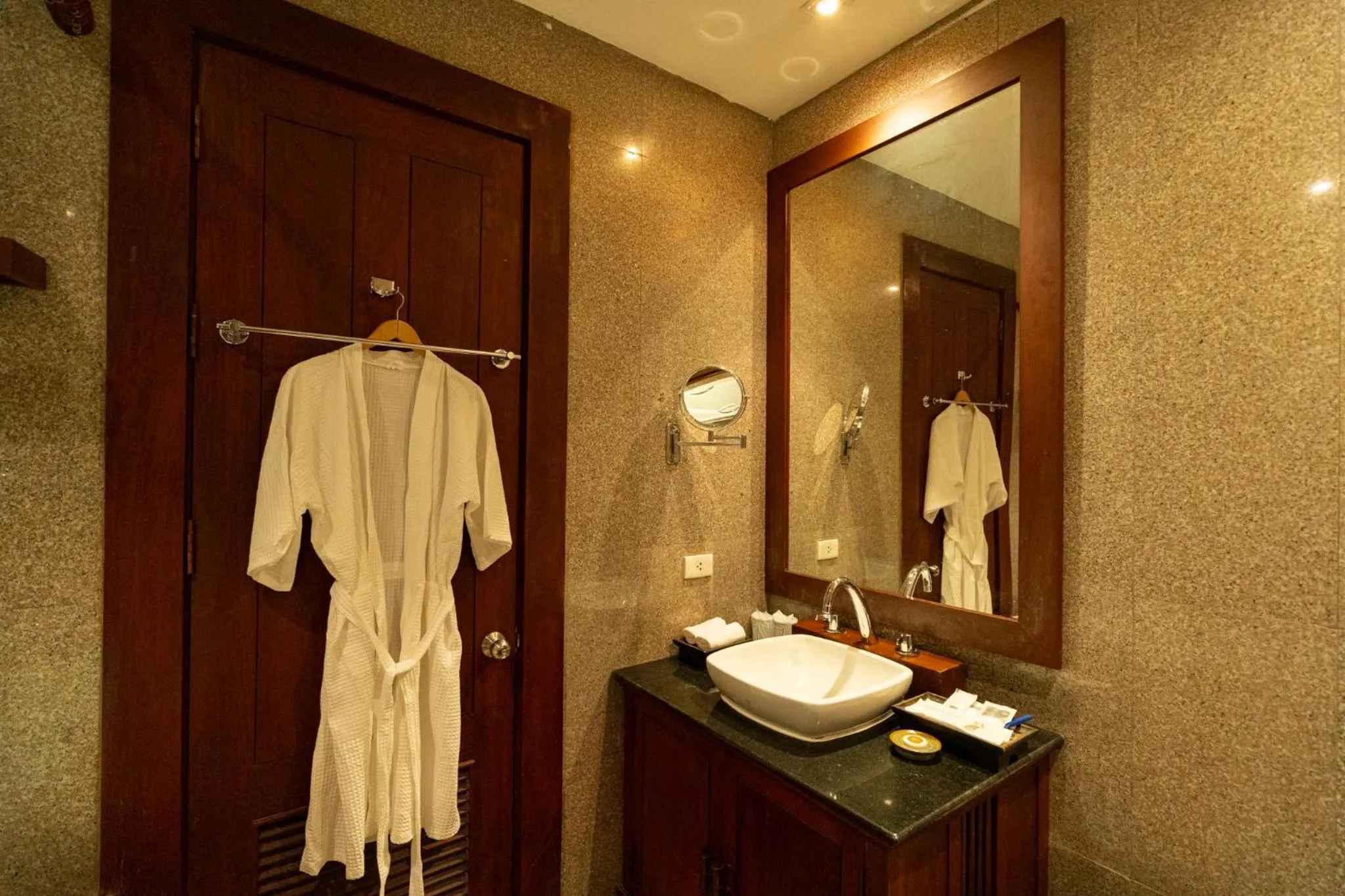 Bathroom in Green Park Boutique Hotel