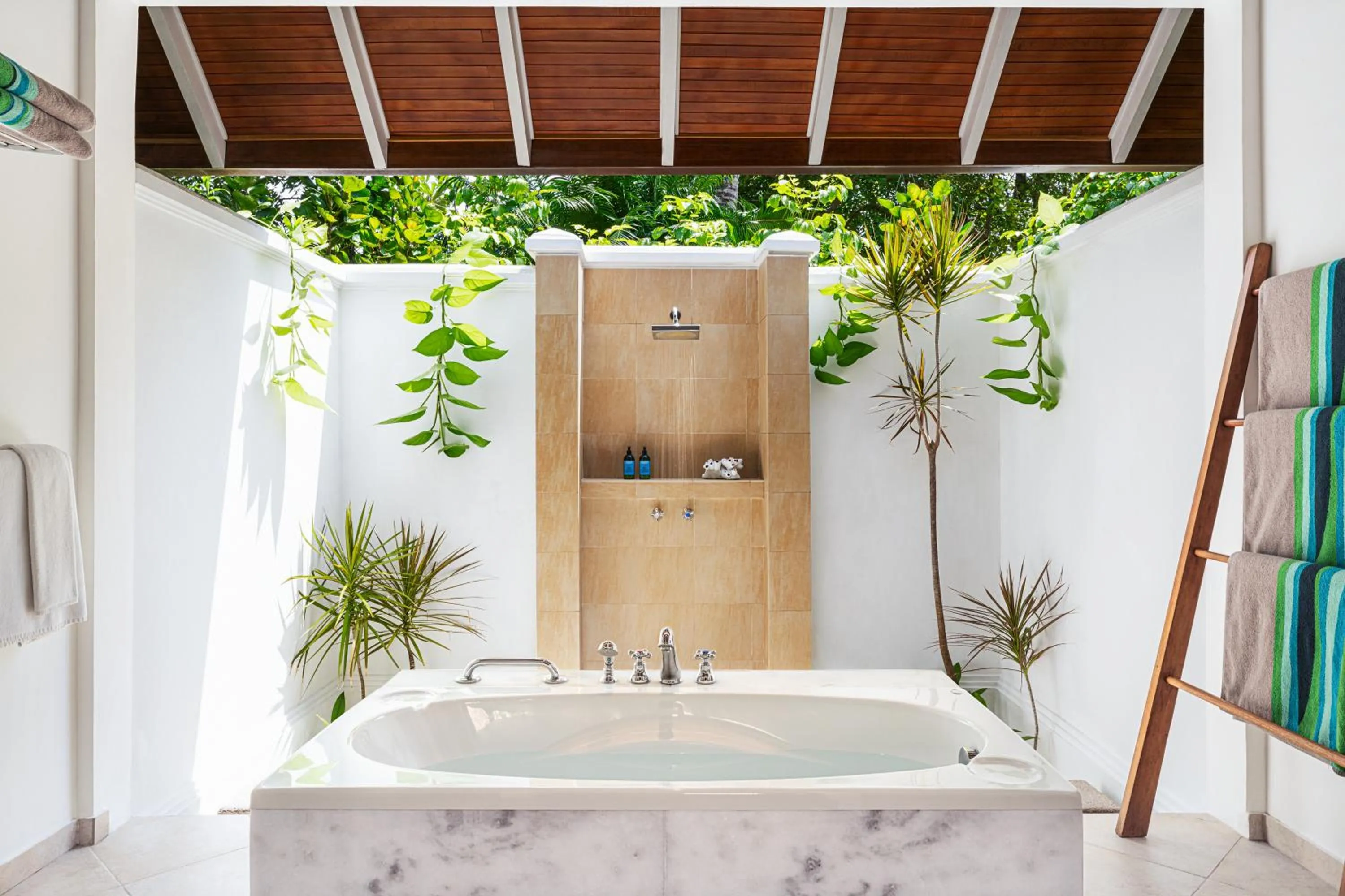Bathroom in Kurumba Maldives